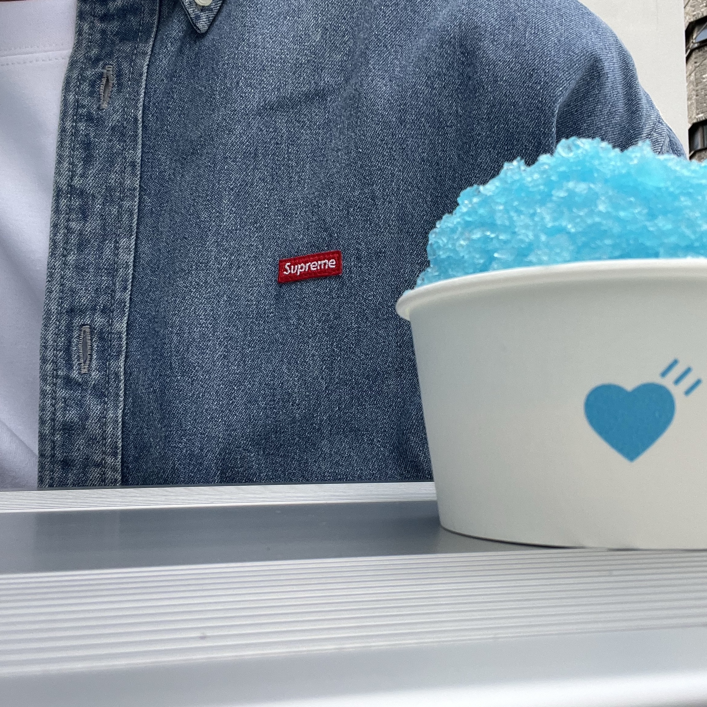 Supreme Small Box Shirt Denim - 23FW 착용 스타일