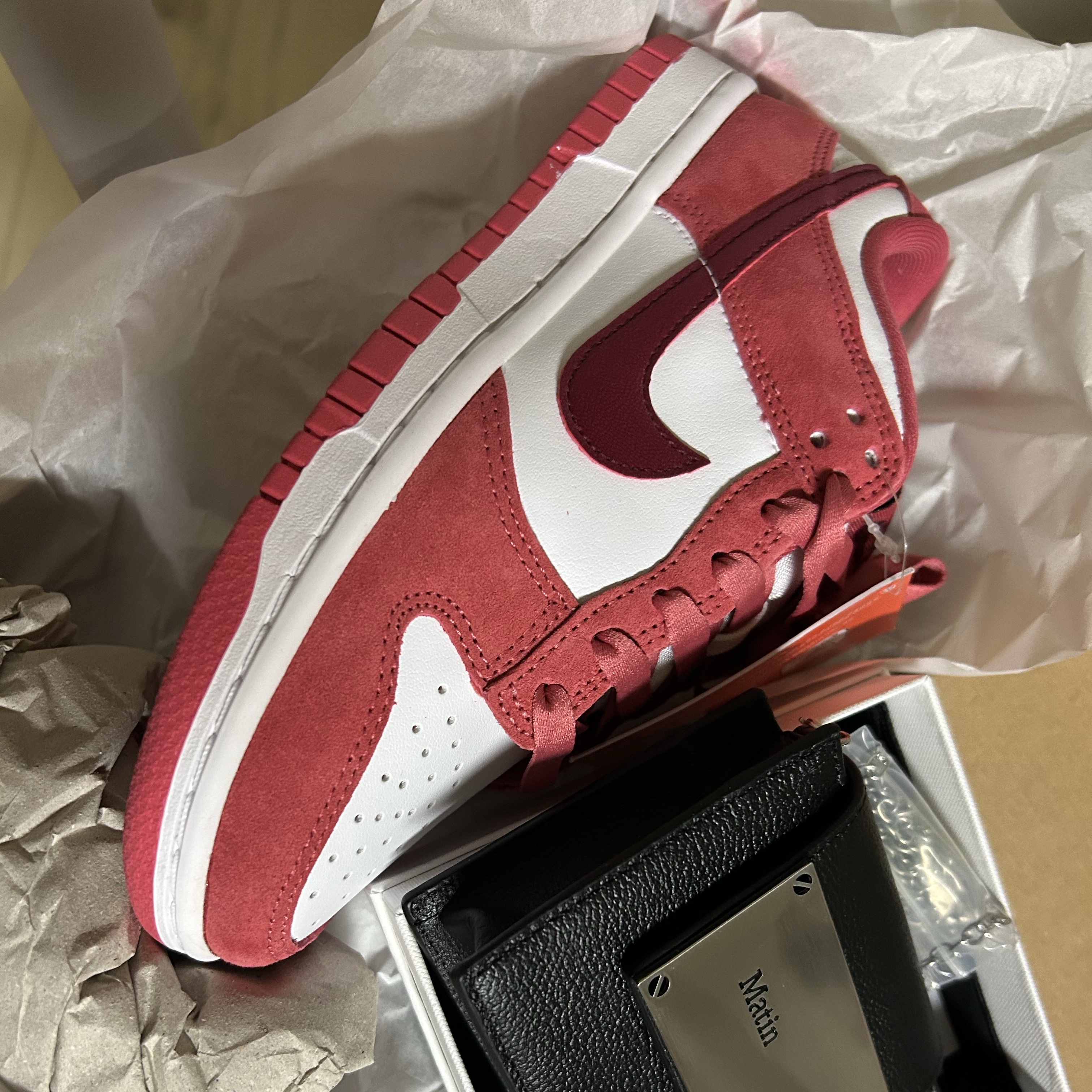 (W) Nike Dunk Low Valentine Day White Adobe 착용 스타일