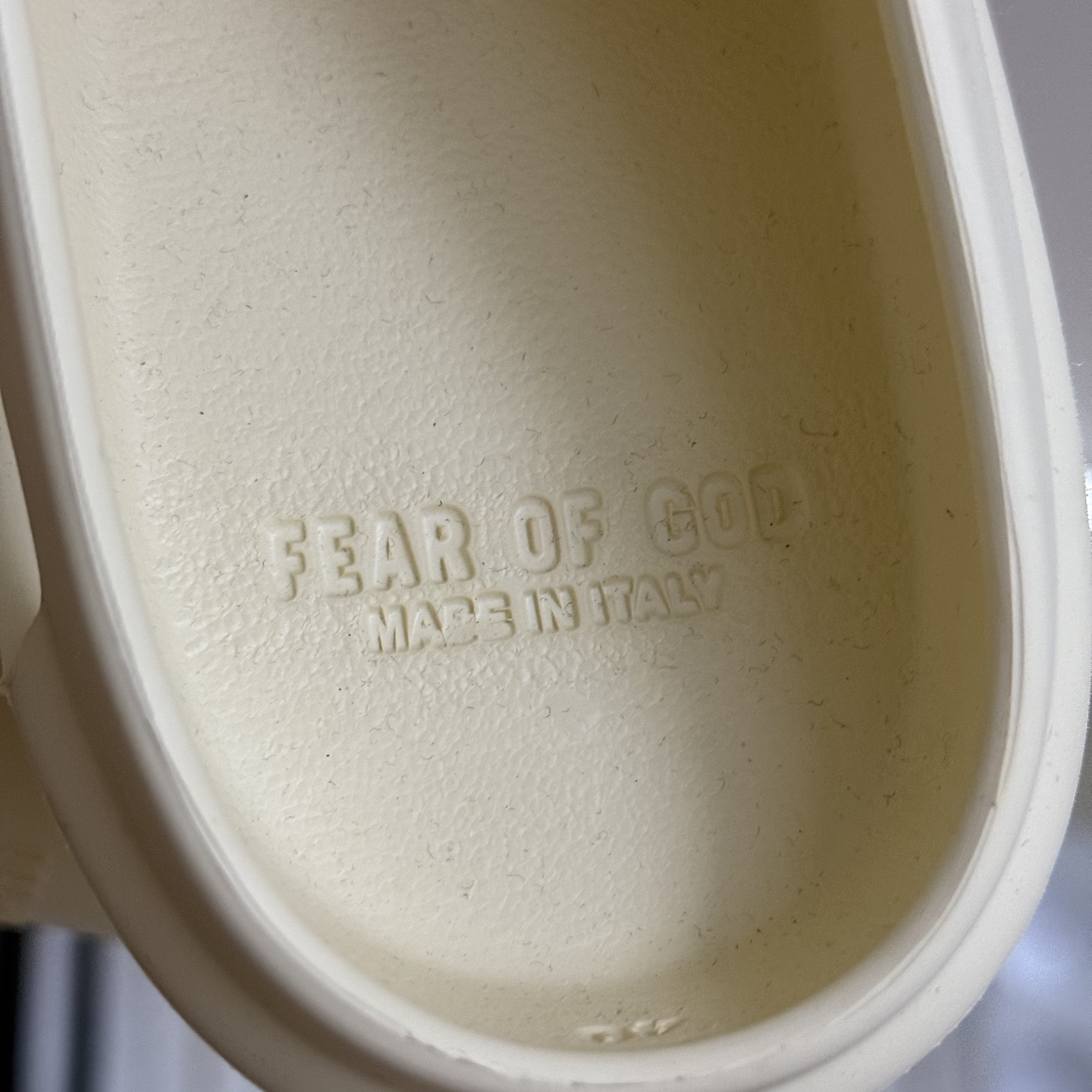 Fear of God The California Dusty Beige, Fear of God The California Cream 착용 스타일 - 3