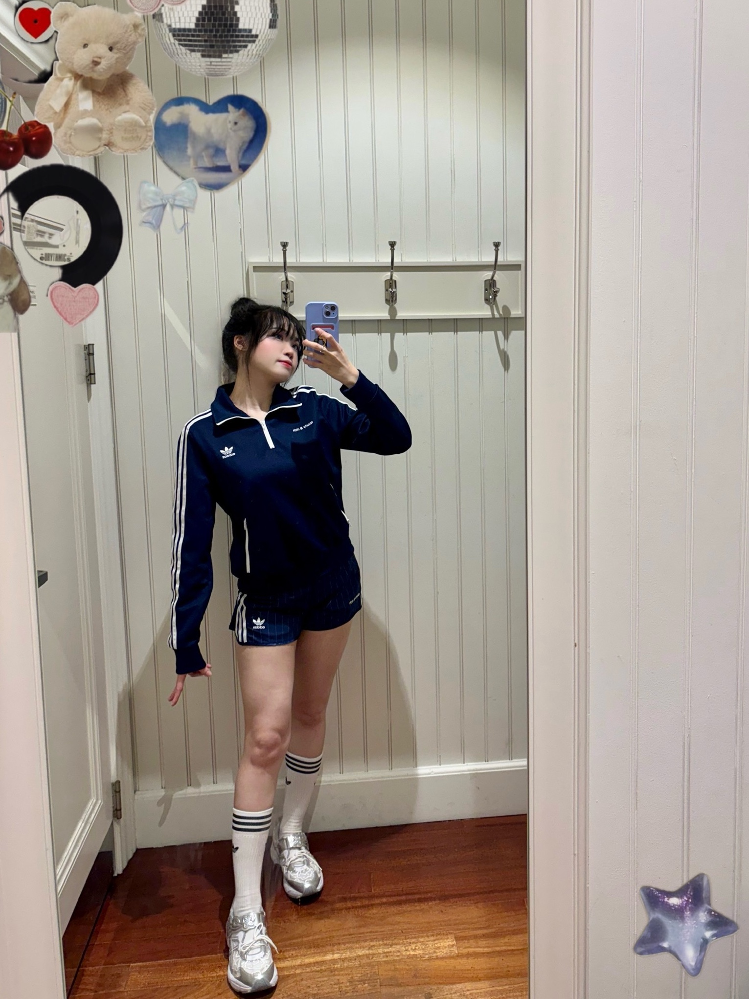 (W) Adidas x Sporty & Rich Shorts White Night Indigo - KR Sizing, (W) Adidas x Sporty & Rich Half-Zip Track Jacket Night Indigo - KR Sizing 착용 스타일 - 3