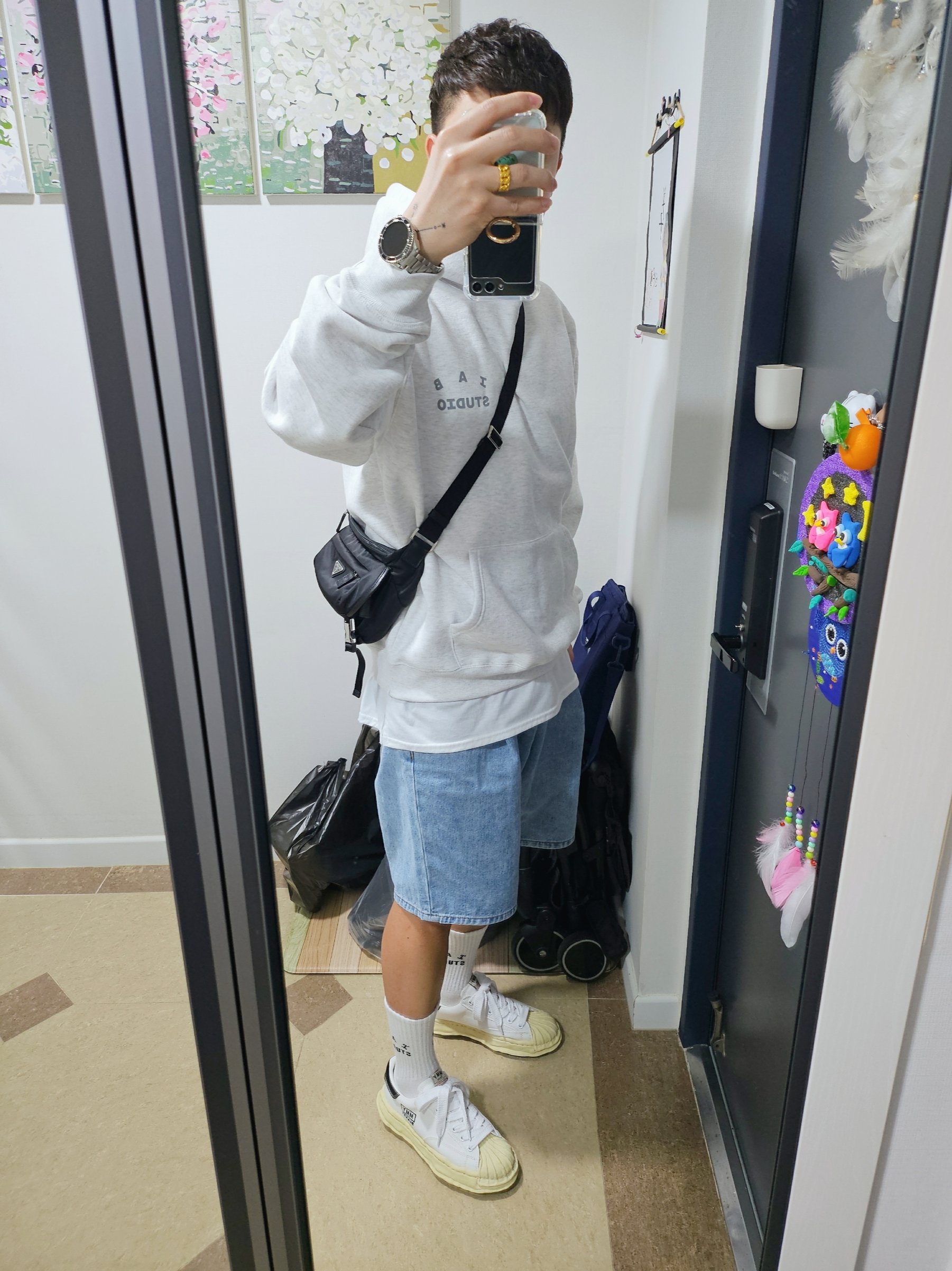 IAB Studio Hoodie Light Gray, Maison Mihara Yasuhiro Blakey VL OG Sole Canvas Low-top Sneakers White 착용 스타일