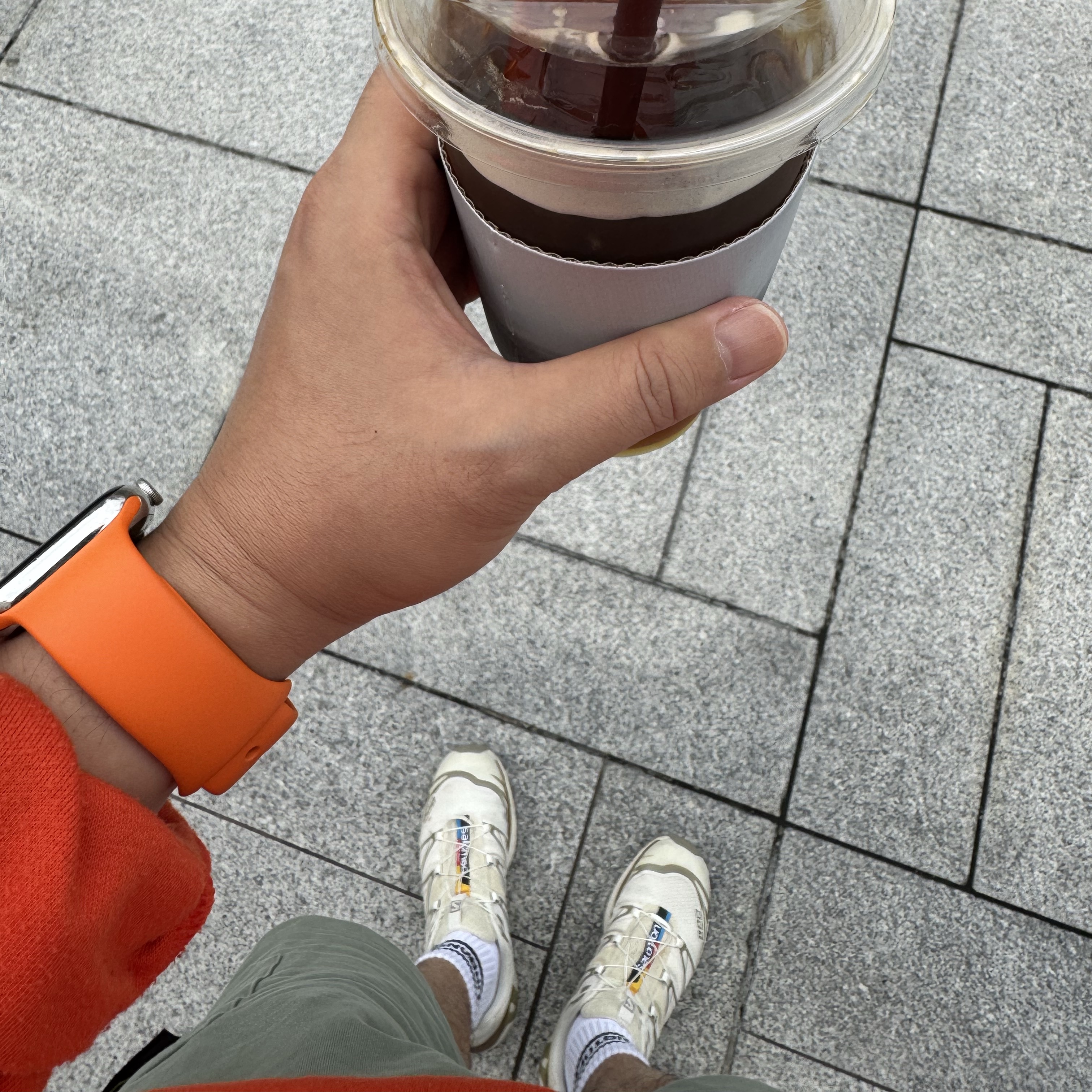 Salomon XT-6 Turtledove 착용 스타일 - 1