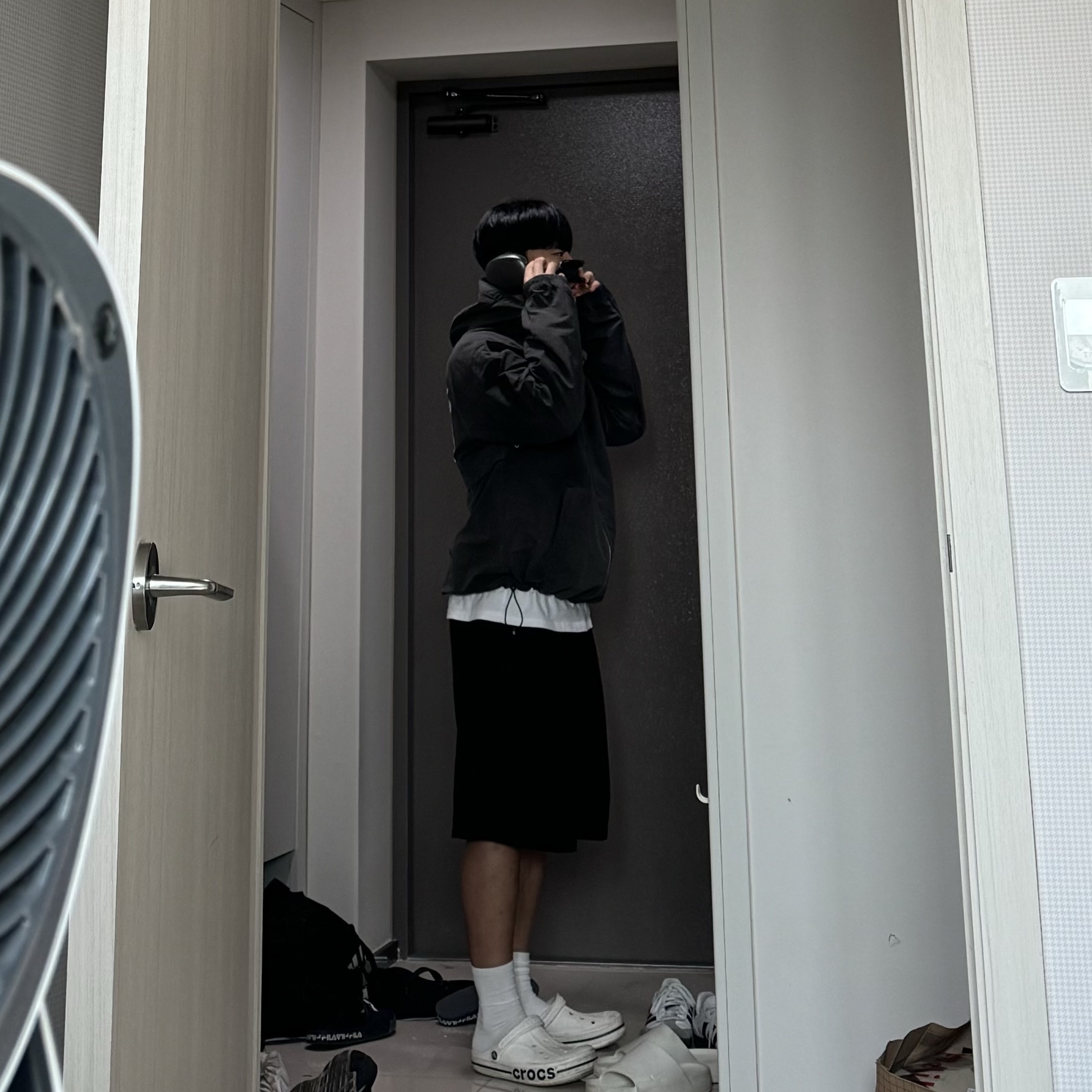 Stussy Wave Dye Beach Shell Jacket Black, Apple AirPods Max Lightning Space Gray (Korean Ver.) 착용 스타일