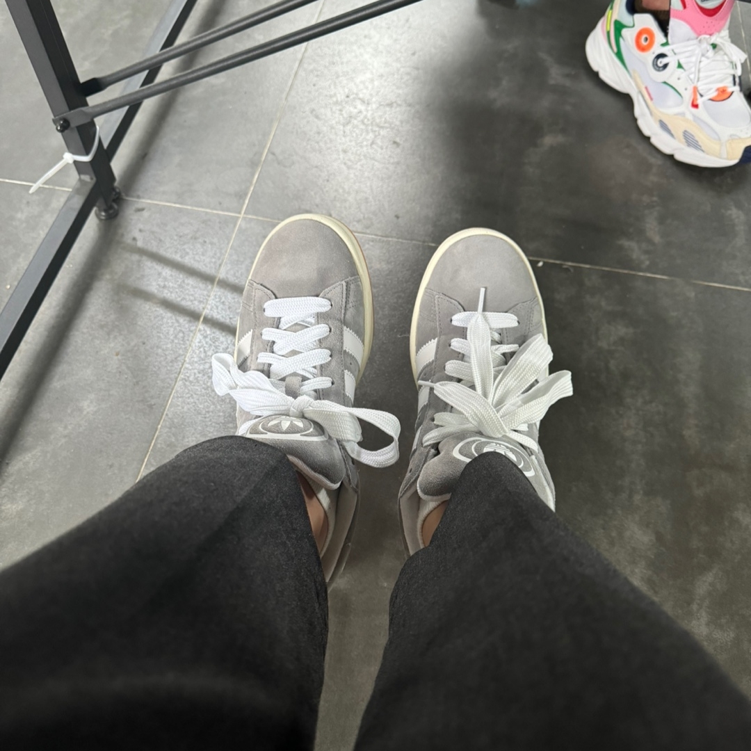 Adidas Campus 00s Grey Cloud White 착용 스타일