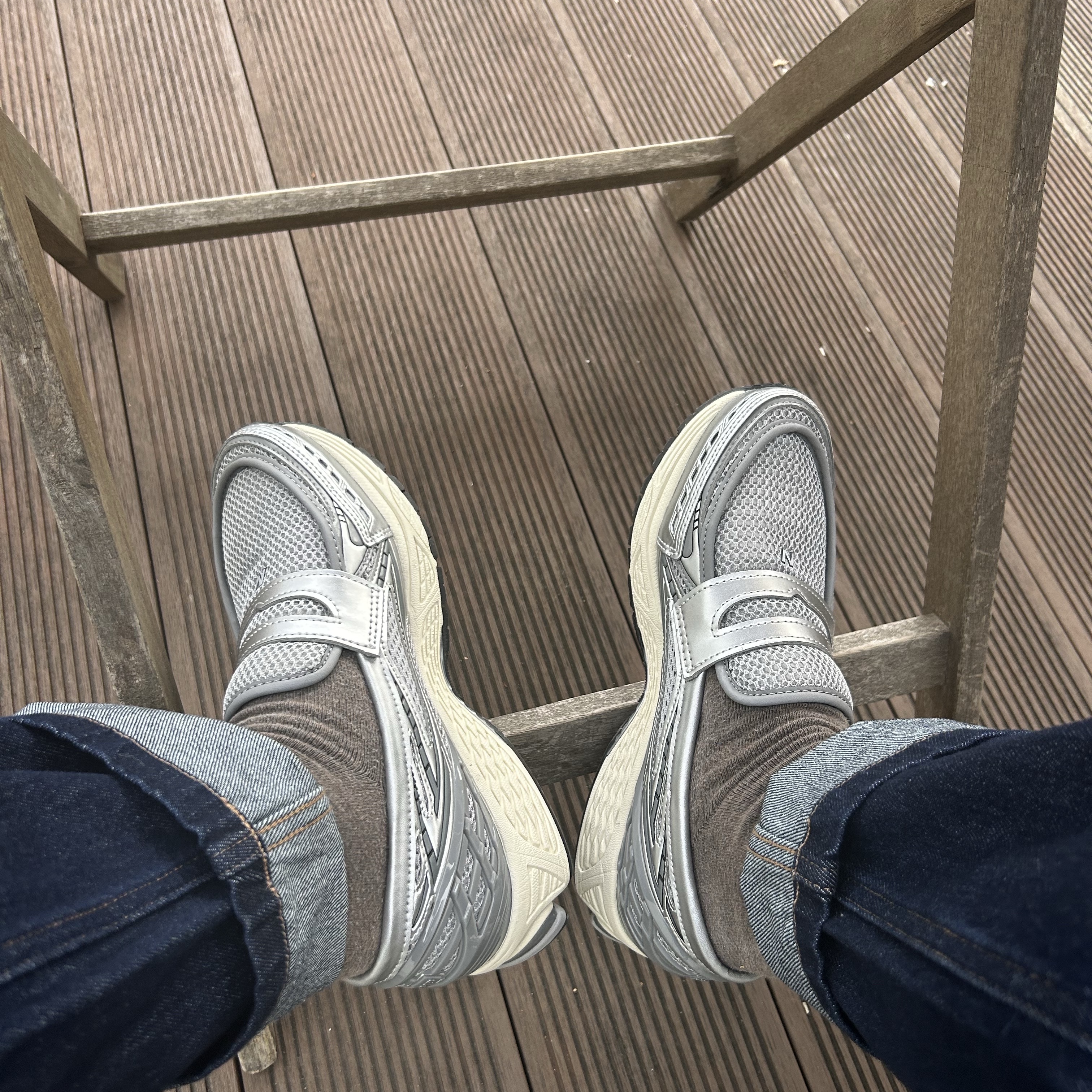 New Balance 1906L Grey Silver 착용 스타일