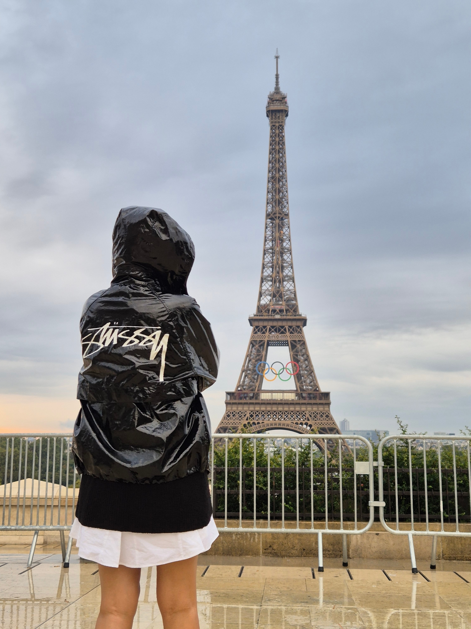 Stussy Beach Shell Coated Ripstop Black 착용 스타일