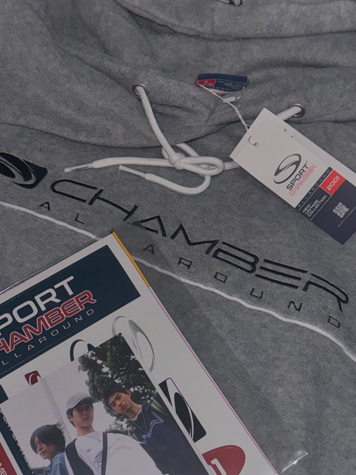 SPORT CHAMBER SC 90s Denim Shirt Blue, SPORT CHAMBER SC Flash Fleece Hoodie T-Shirt Gray 착용 스타일