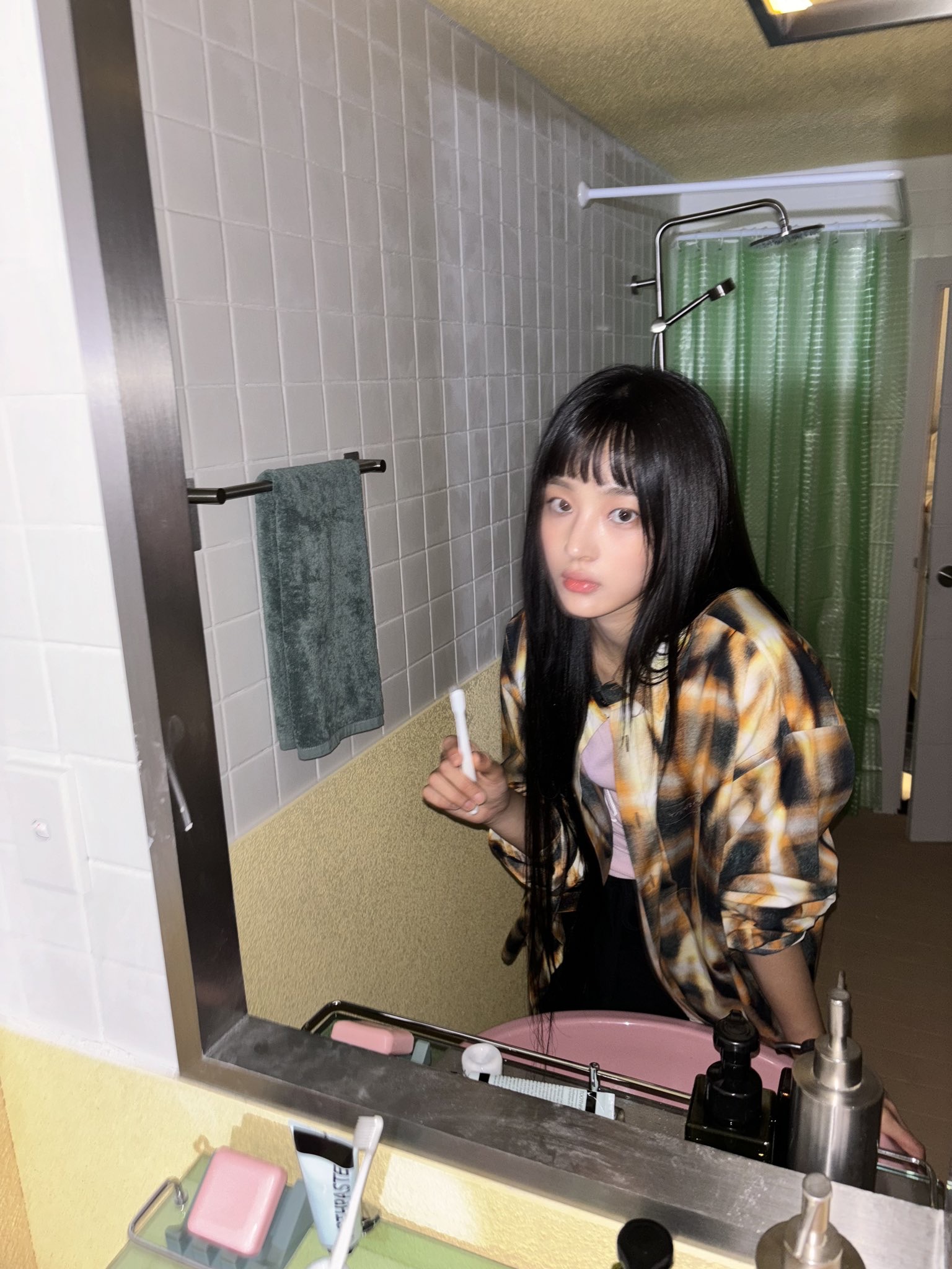 Chrome Hearts T-Bar Script Logo Tank Top White 착용 스타일 - 3