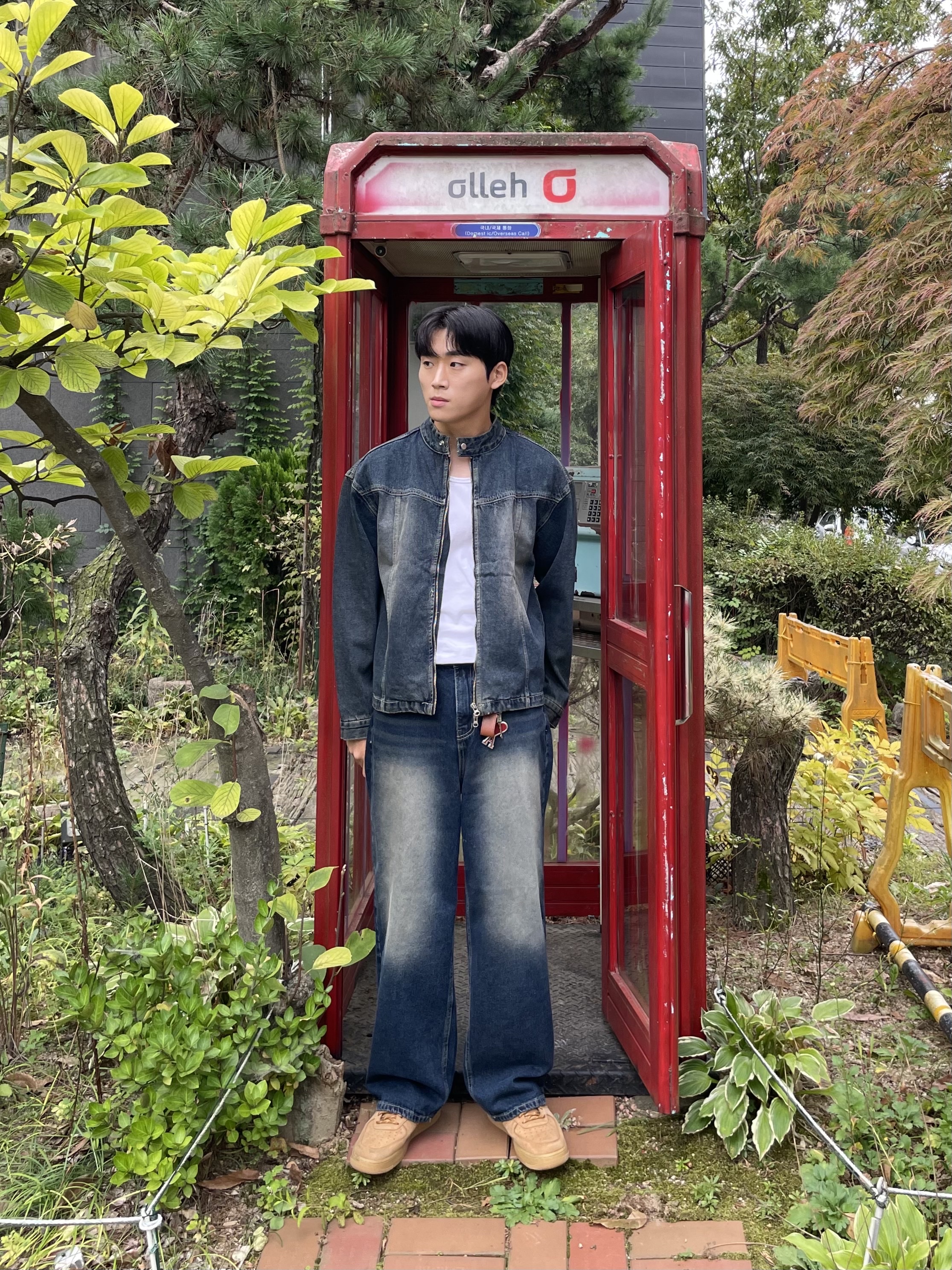 AMI de Coeur Keyring Red, Nike Air Force 1 '07 WB Flax 착용 스타일 - 2