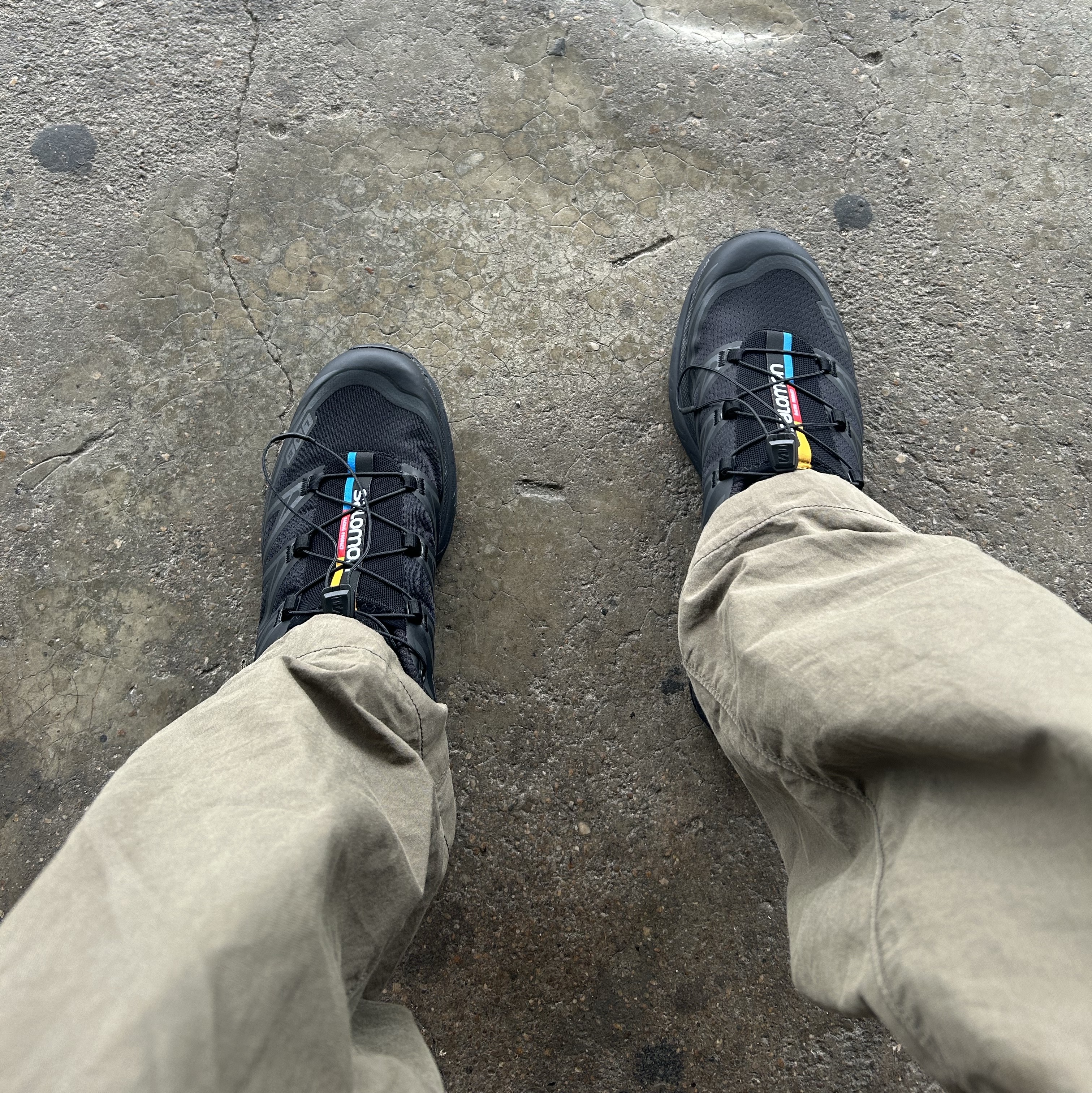 Salomon XT-6 ADV Black 착용 스타일 - 1