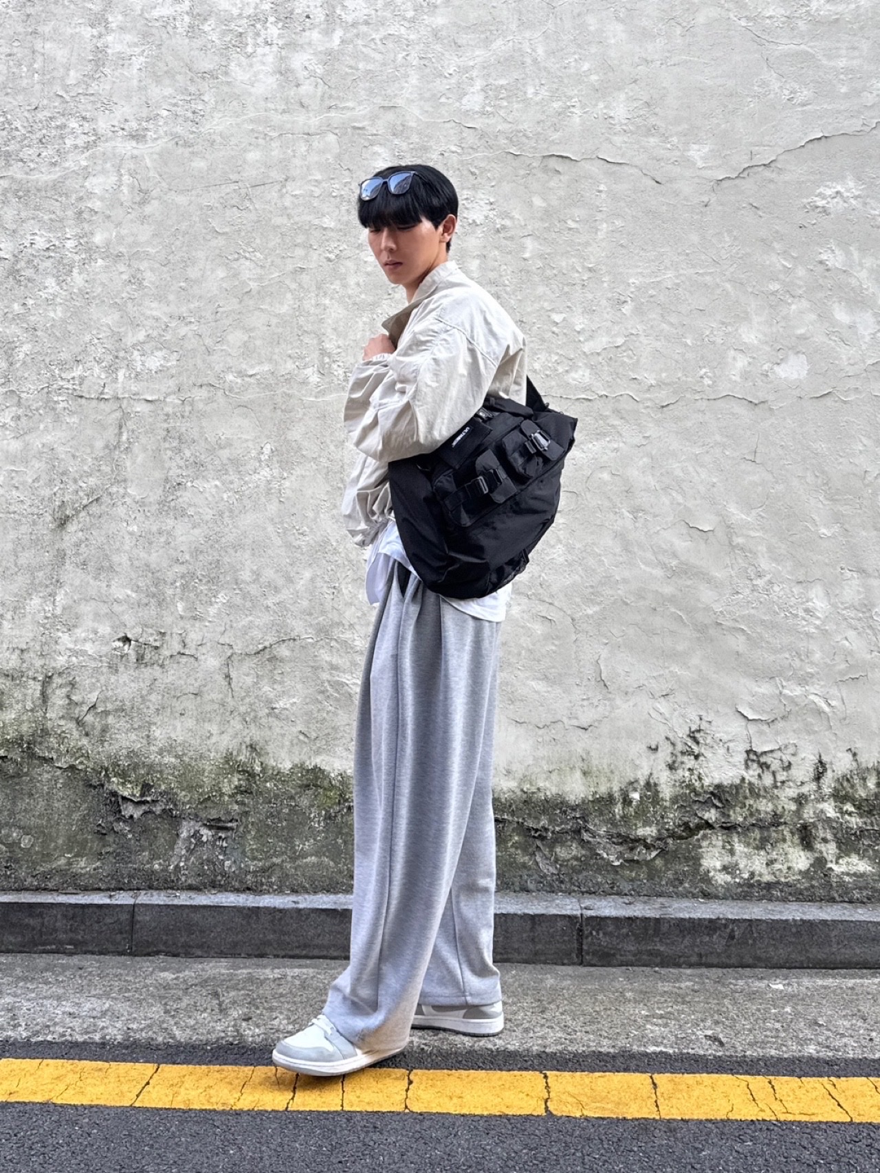 (W) Jordan 1 Low White Wolf Grey 착용 스타일 - 1