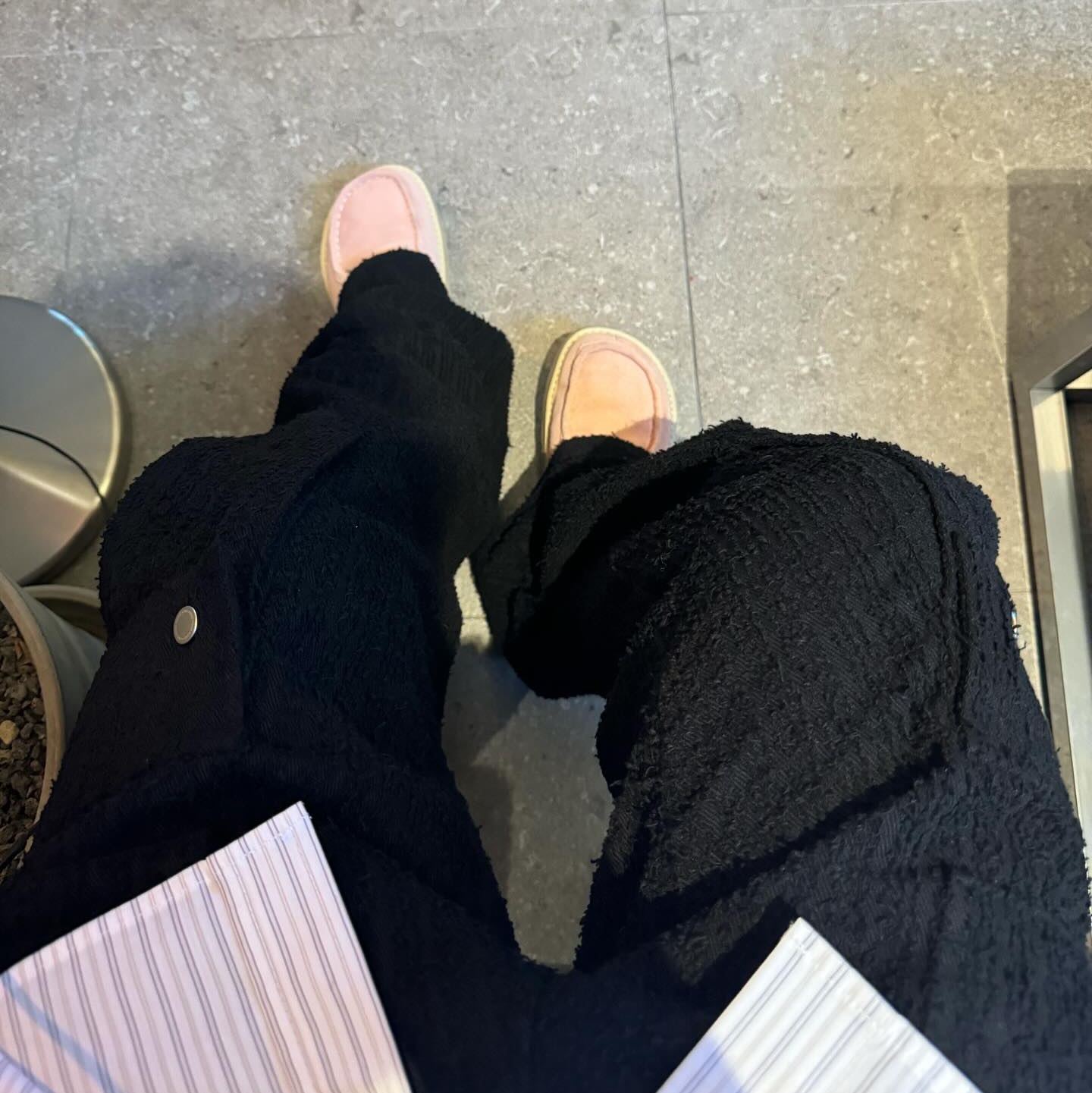 Hono Report Jacquard Cargo Pants Damaged Black, Hono Report Jacquard Cargo Pants Green Garden 착용 스타일
