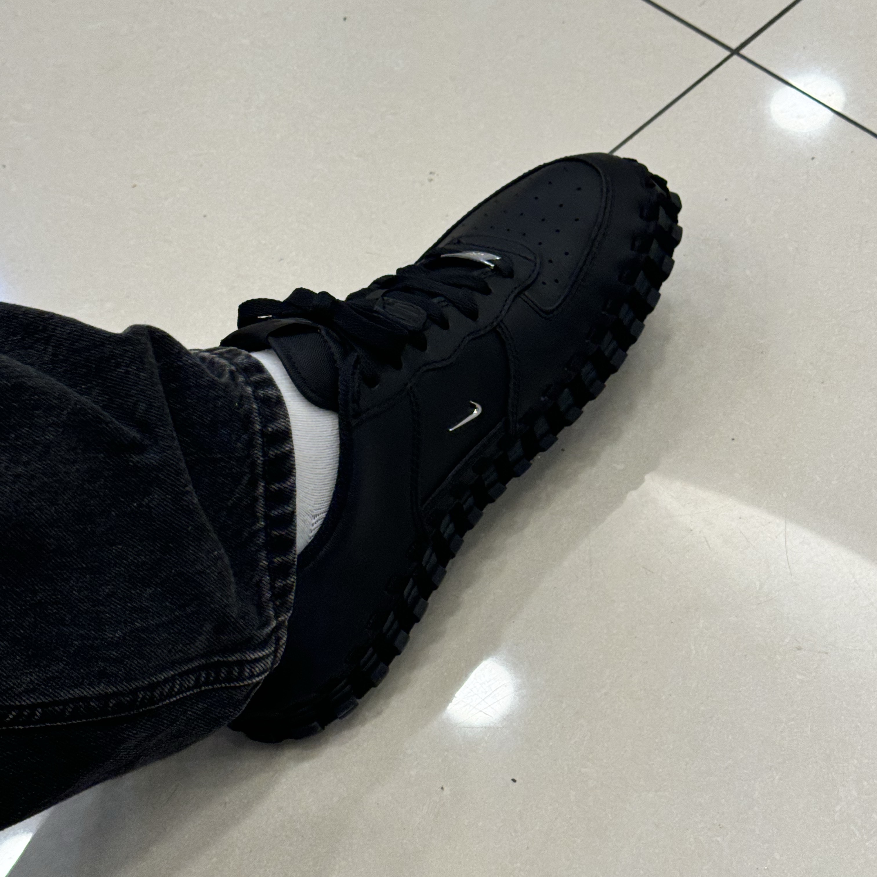 Nike x Jacquemus J Force 1 Low LX SP Black 착용 스타일