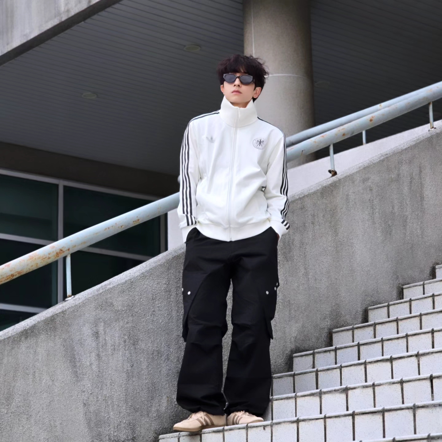 Adidas German Beckenbauer Track Top Off White - KR Sizing, Adidas German Beckenbauer Track Top Off White - US Sizing 착용 스타일 - 3