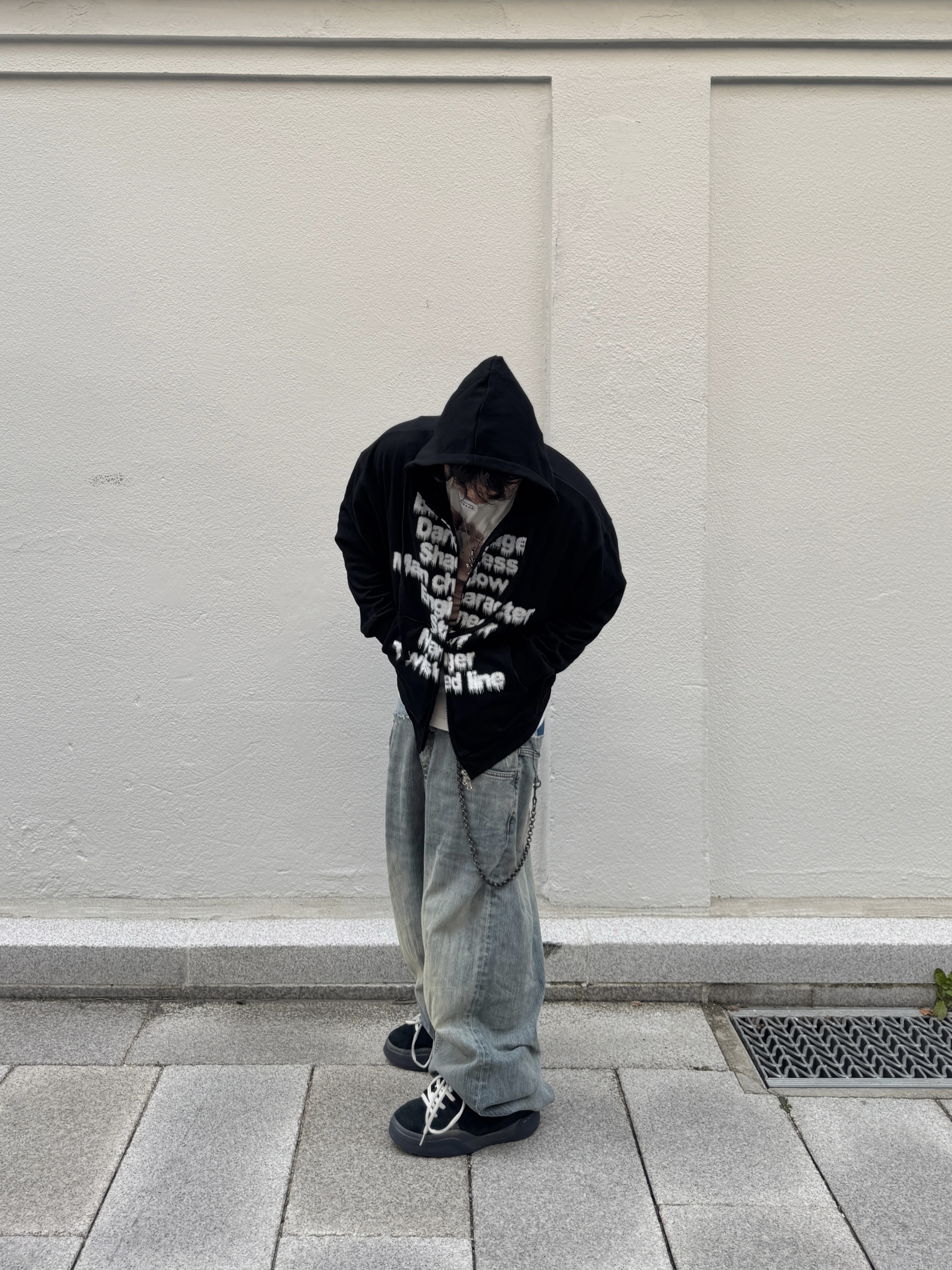 ERL Vamp Skate Shoe Pirate Black 착용 스타일
