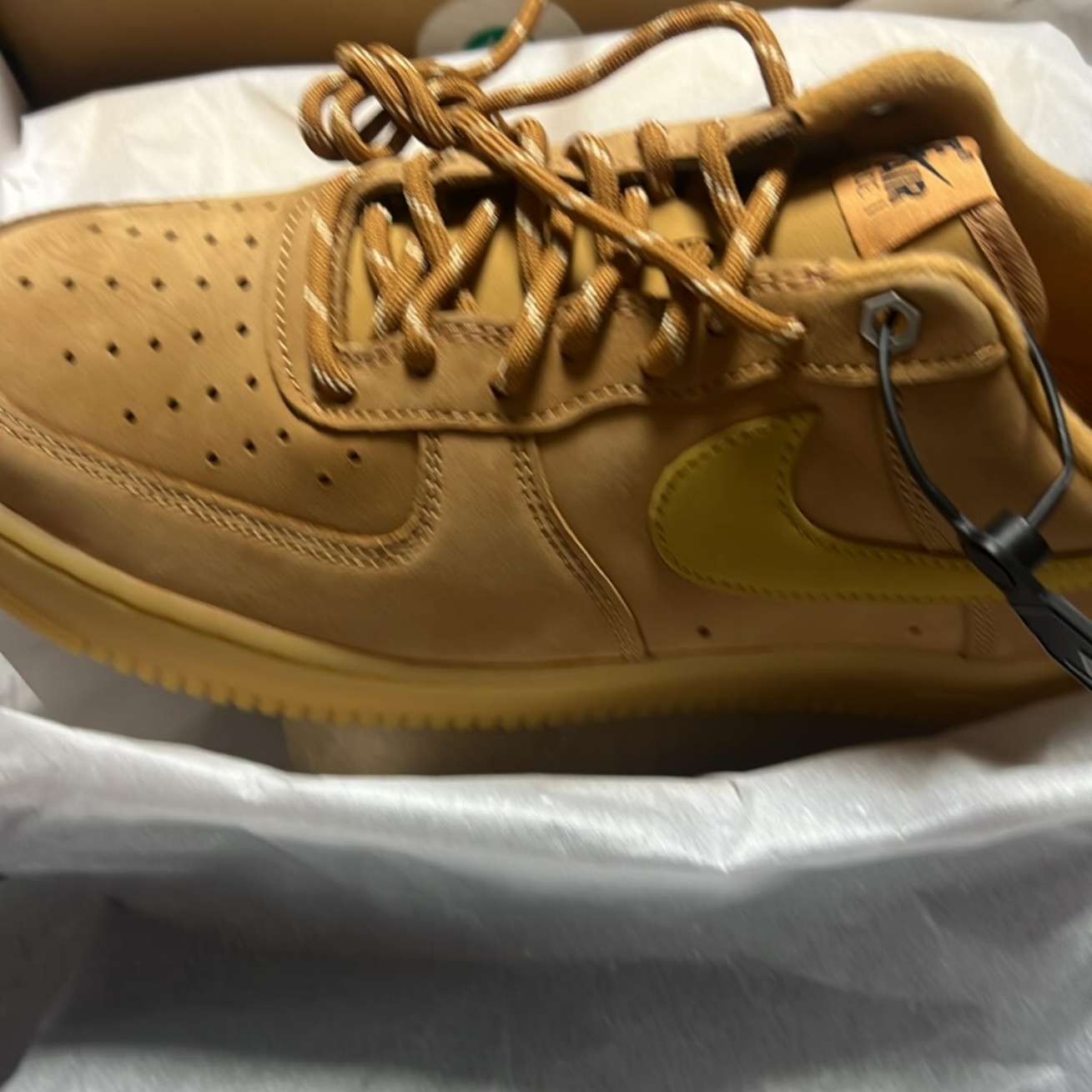 Nike Air Force 1 '07 WB Flax 착용 스타일 - 1