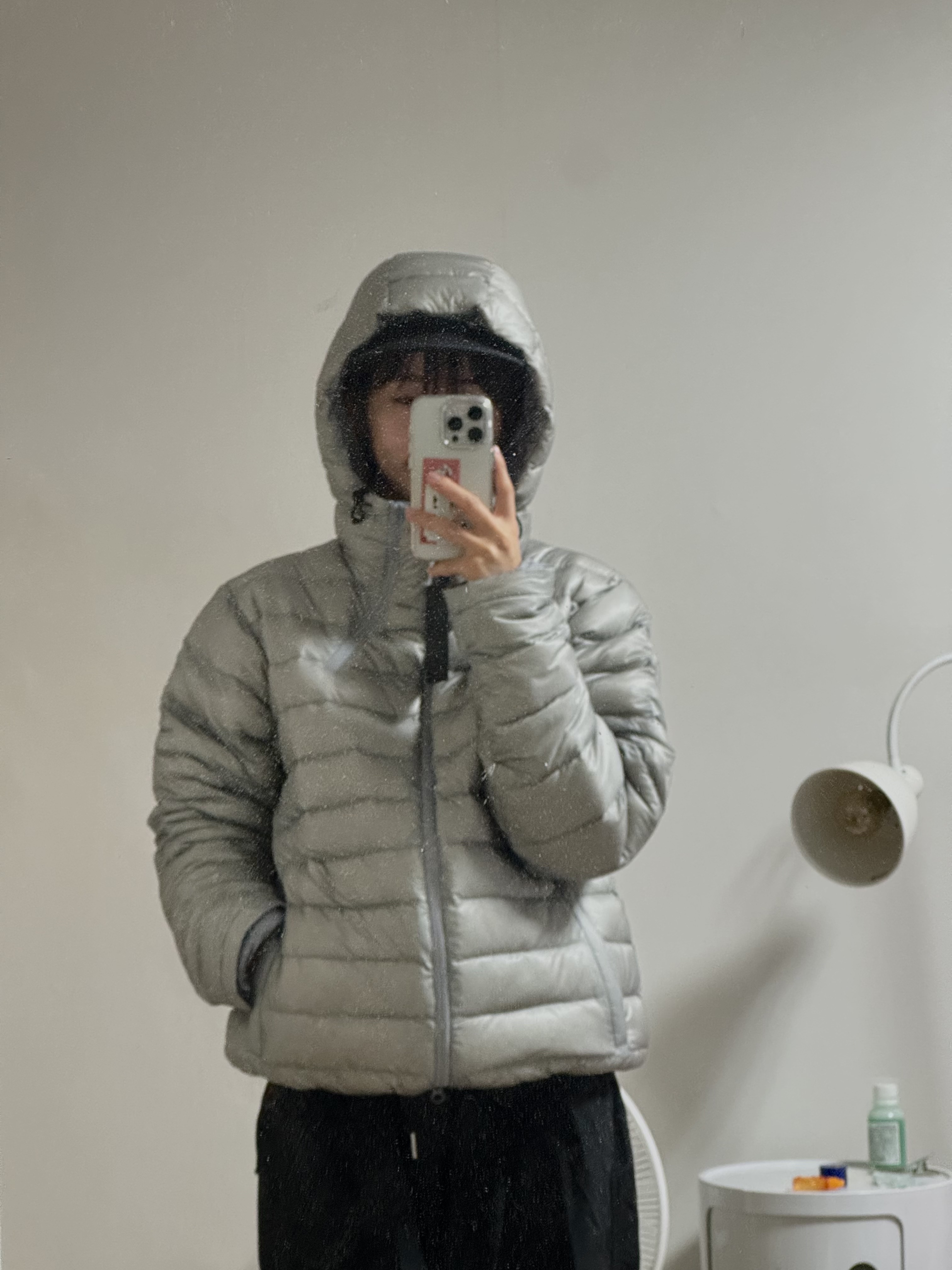 Sansan Gear Suffix Puffer Jacket Grey - 24FW 착용 스타일 - 2