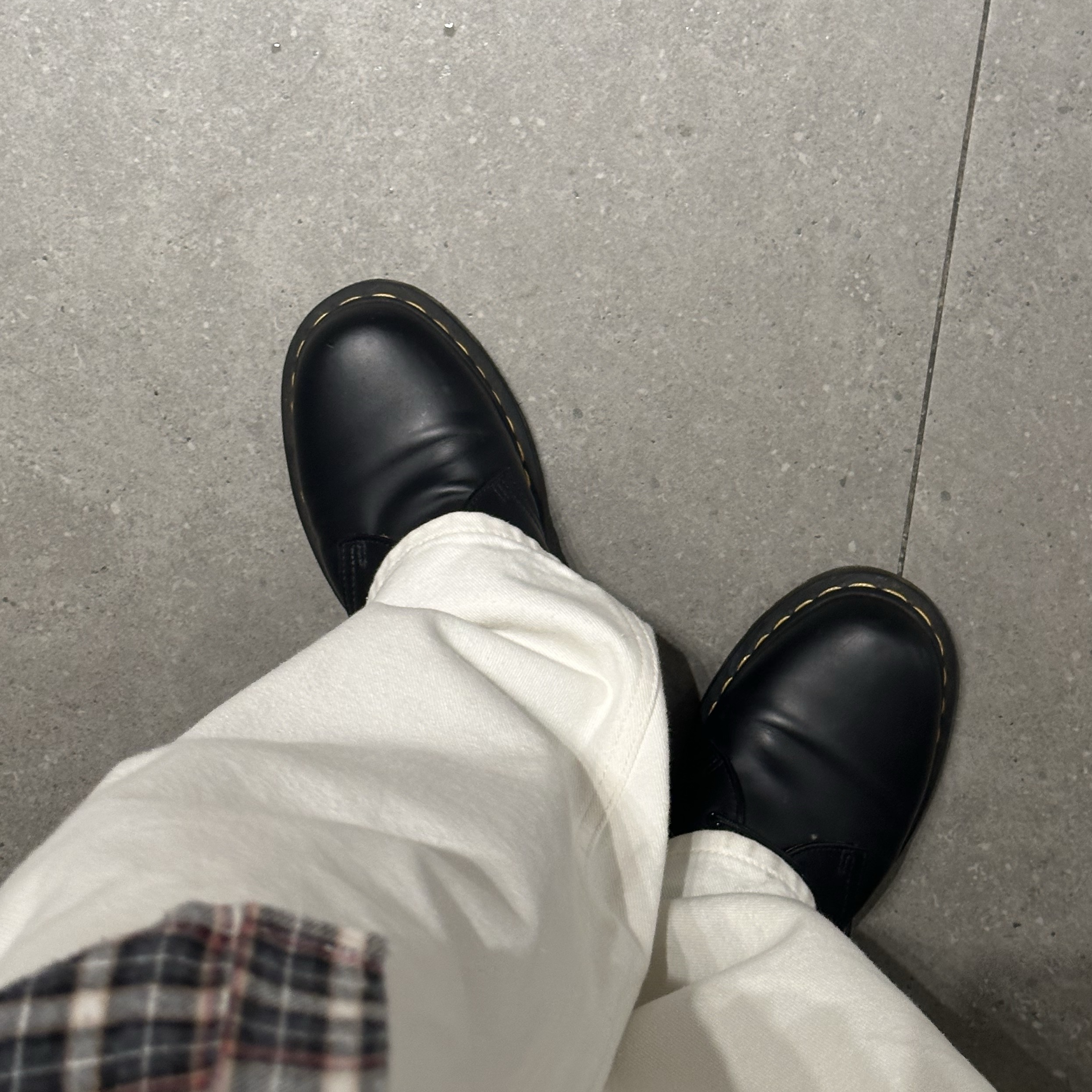 Dr. Martens 1461 Smooth Black 착용 스타일