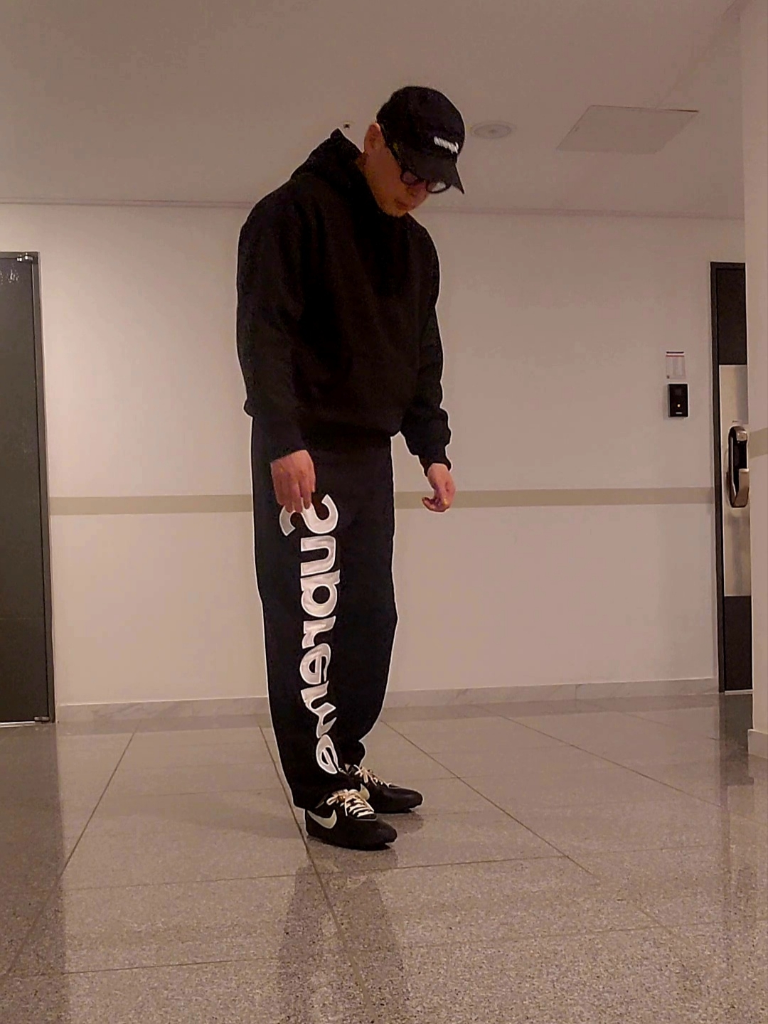 Nike x Bode Astrograbber SP Black and Coconut Milk, Supreme Satin Applique Hooded Sweatshirt Black - 24FW 착용 스타일 - 2