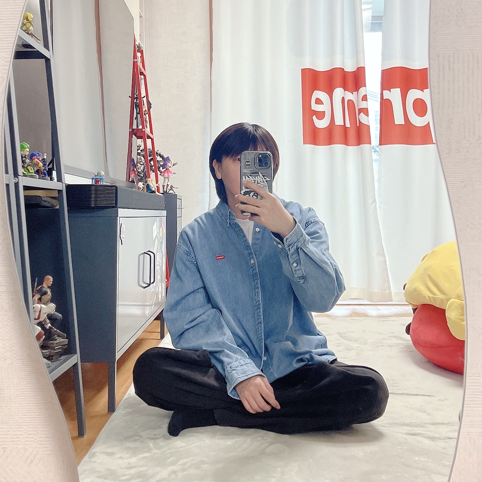 Stussy Washed Canvas Big OL' Jean Black, Supreme Small Box Shirt Denim - 23FW 착용 스타일 - 1