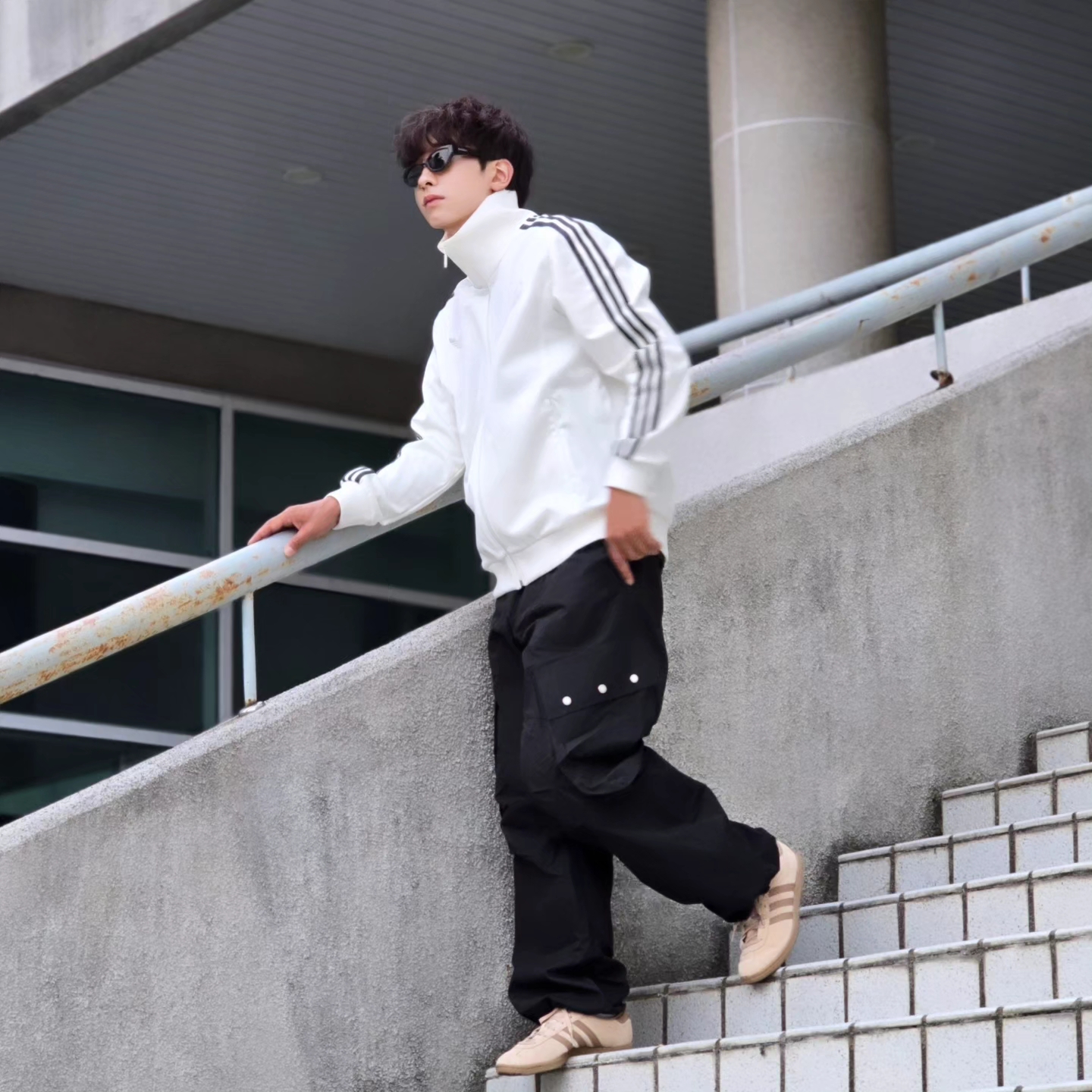 Adidas German Beckenbauer Track Top Off White - KR Sizing, Adidas German Beckenbauer Track Top Off White - US Sizing 착용 스타일 - 4