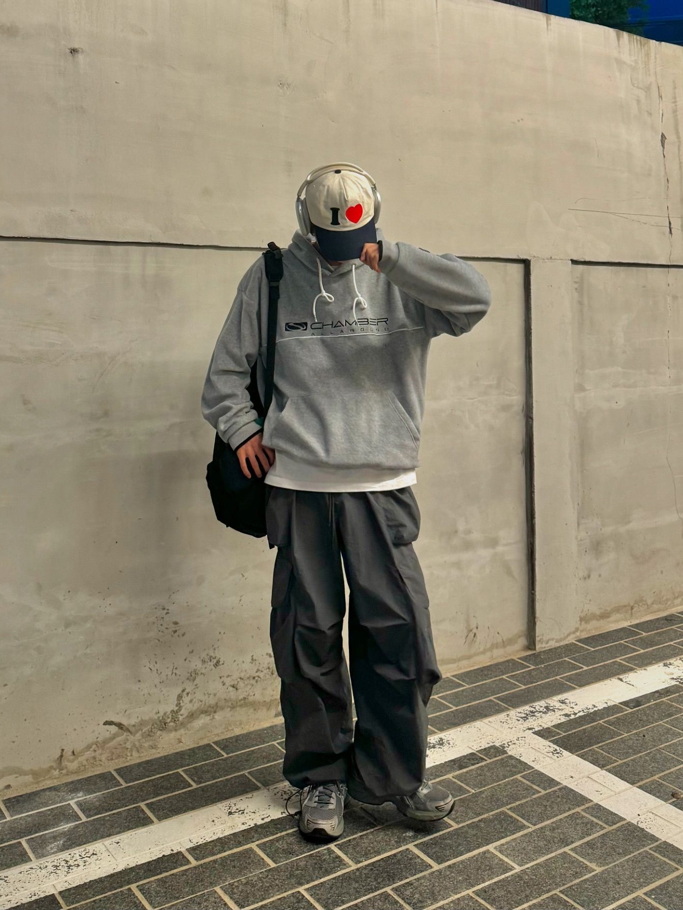 SPORT CHAMBER SC Flash Fleece Hoodie T-Shirt Gray, SPORT CHAMBER SC 90s Denim Shirt Blue 착용 스타일
