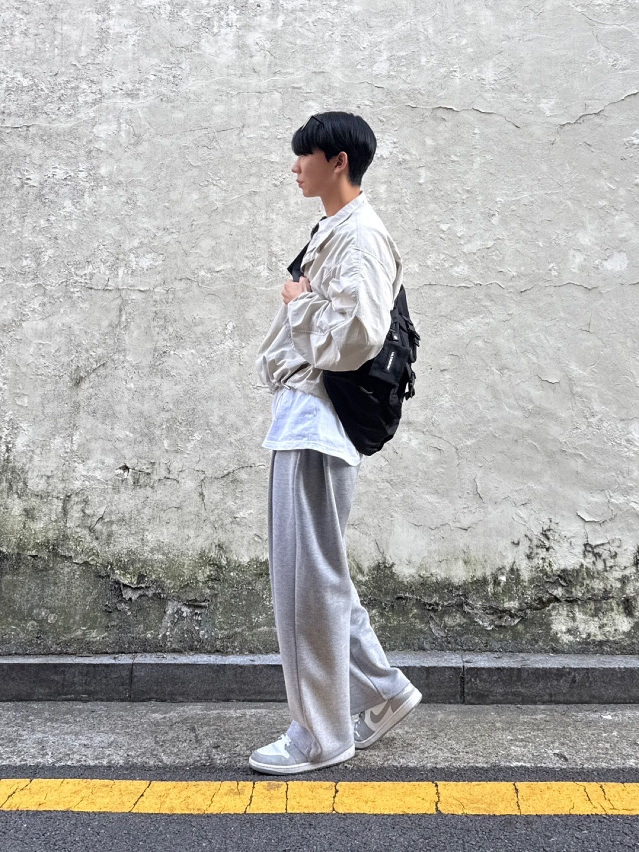 (W) Jordan 1 Low White Wolf Grey 착용 스타일 - 2
