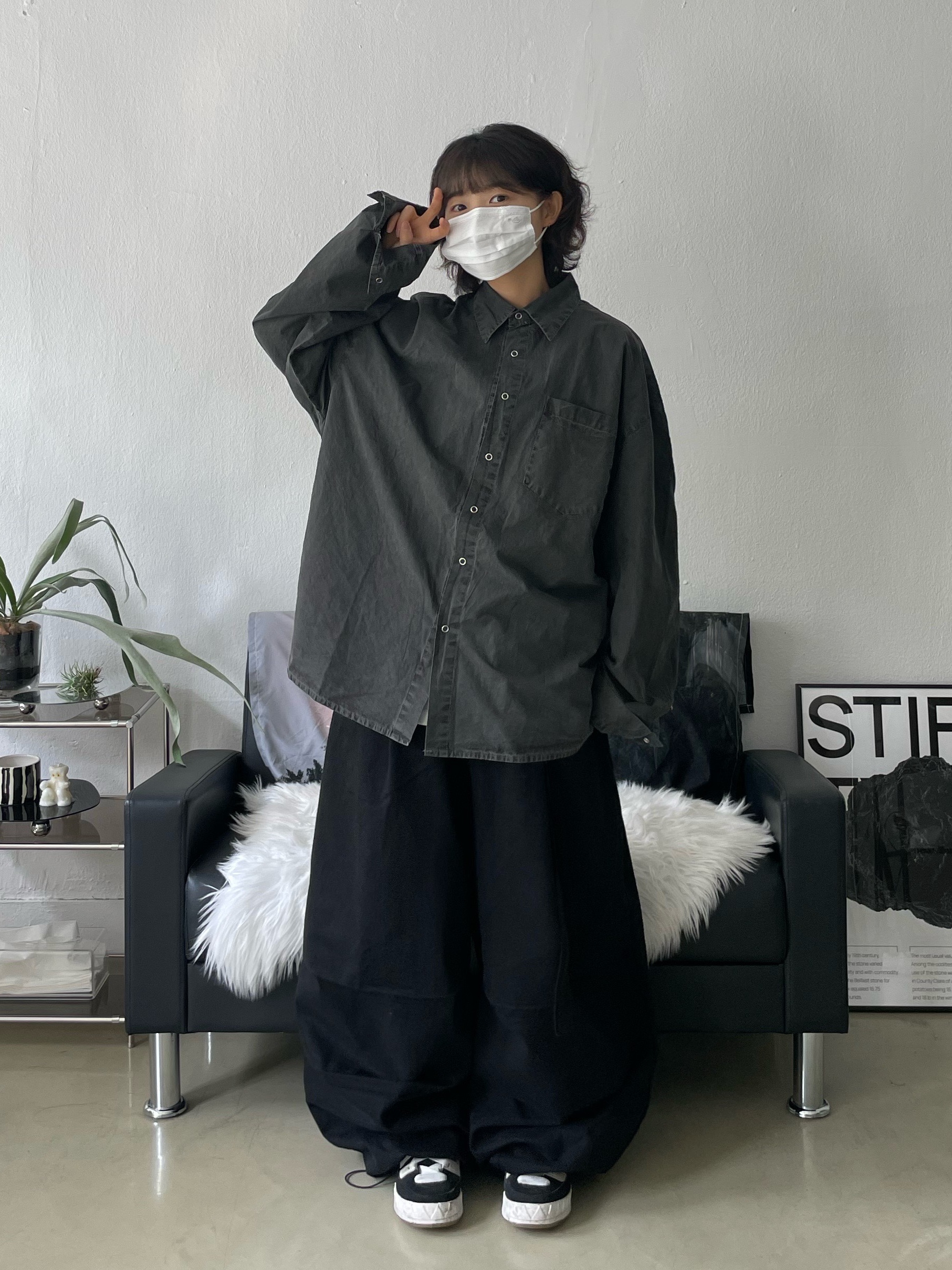Adidas Adimatic Core Black, Supreme Pigment S Logo 6-Panel Black - 24FW 착용 스타일 - 2