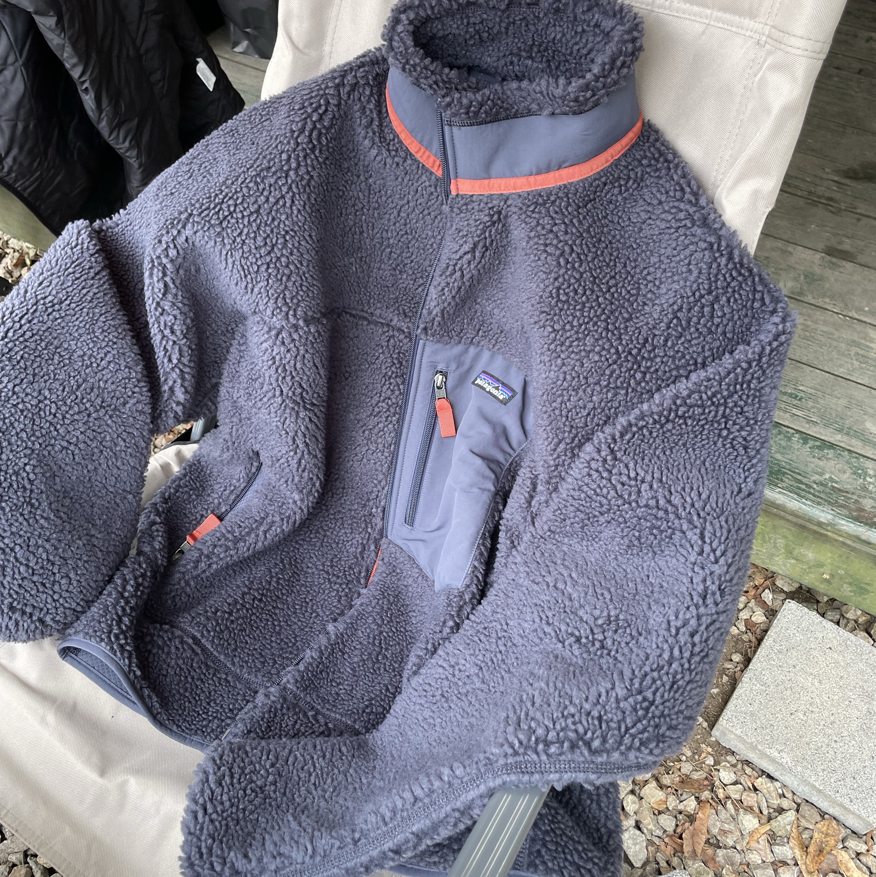 Farfromwhat Far Layered Work Pants Olive, Patagonia Classic Retro-X Jacket New Navy Wax Red 착용 스타일 - 4