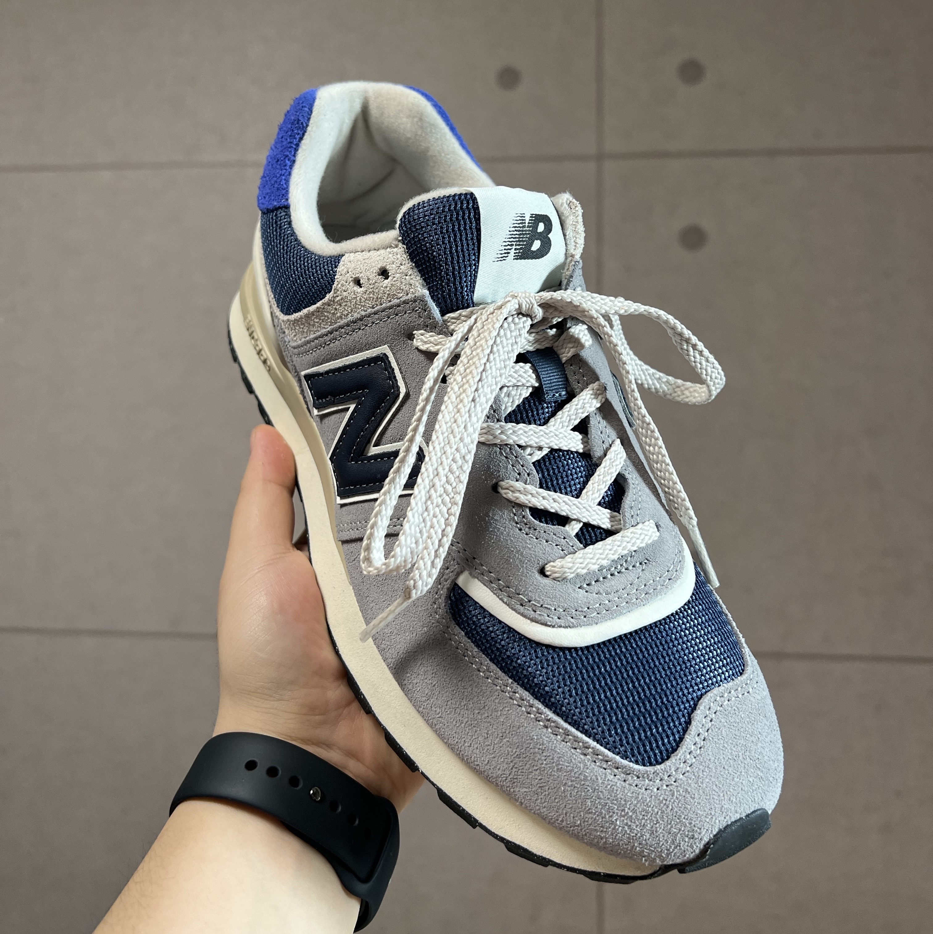 New Balance 574 Legacy Arctic Grey 착용 스타일 - 2