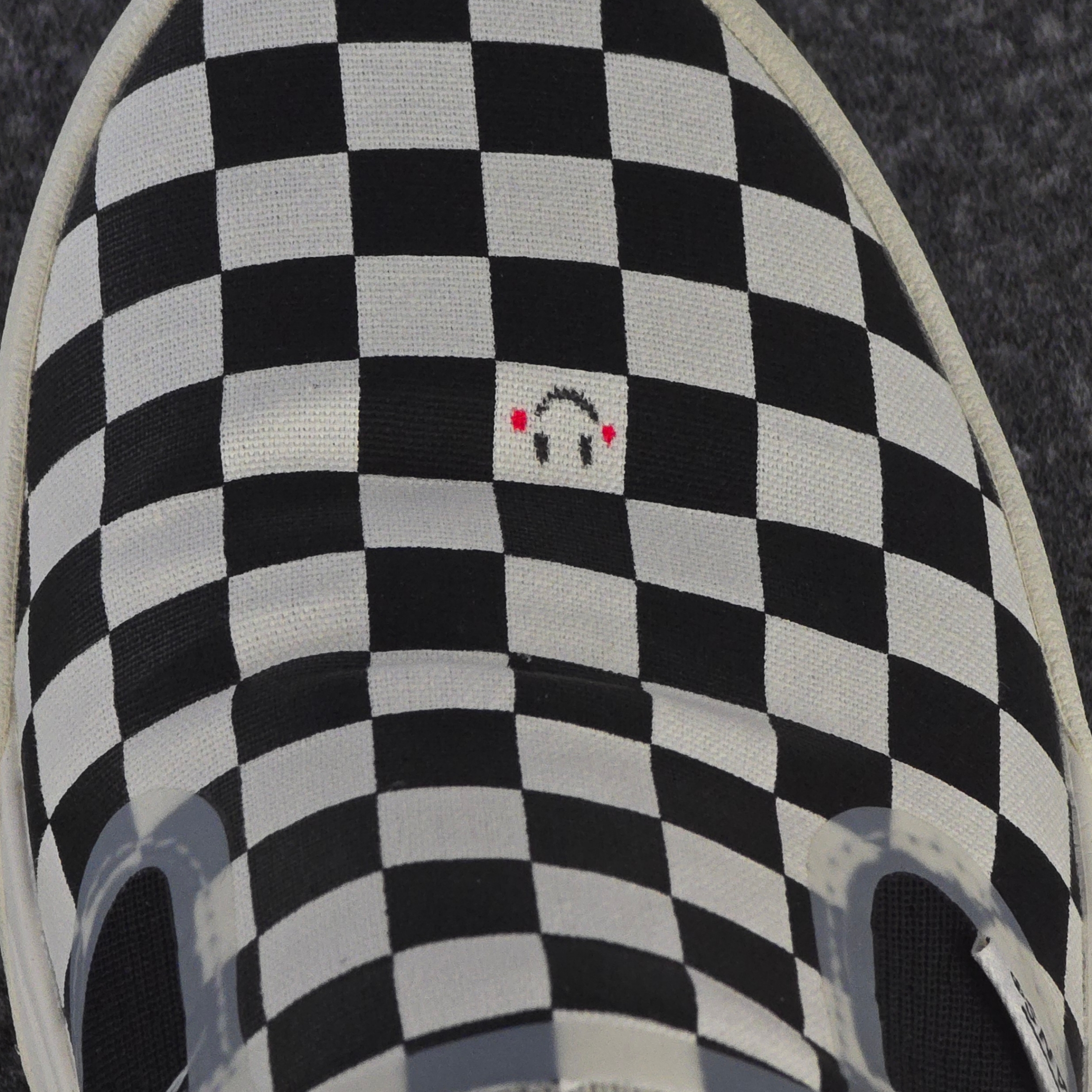 Vans Checkerboard Comfycush One Black 착용 스타일 - 2