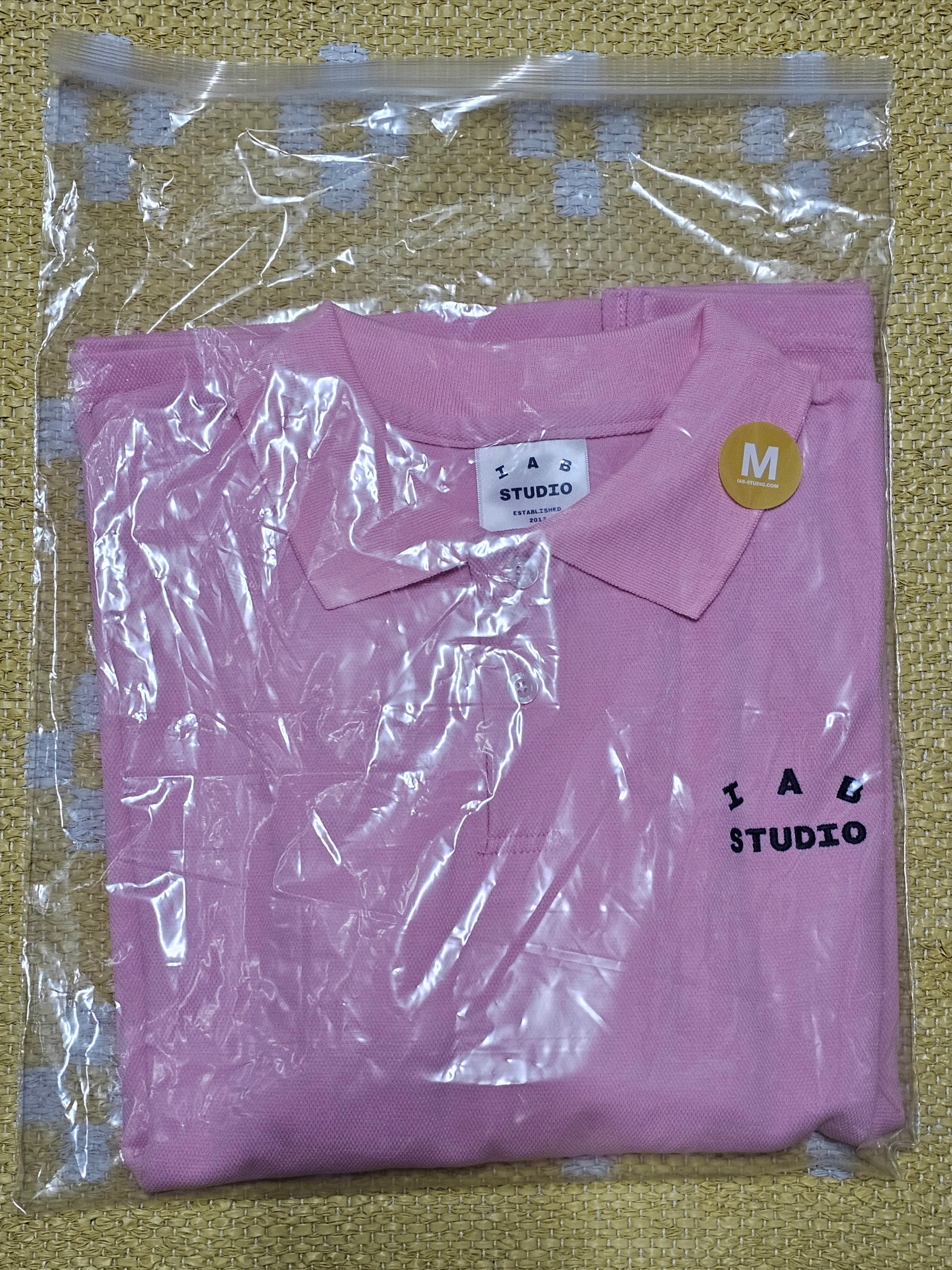 IAB Studio Pique Long Sleeve Pink 착용 스타일