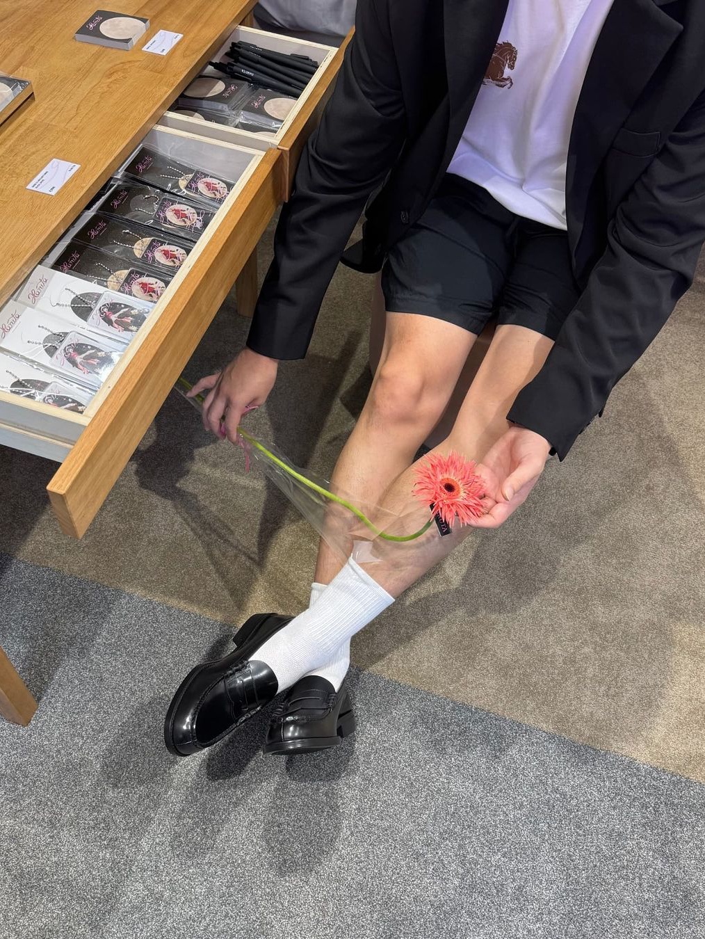 Haruta HS-6550 Penny Loafer Black 착용 스타일 - 2