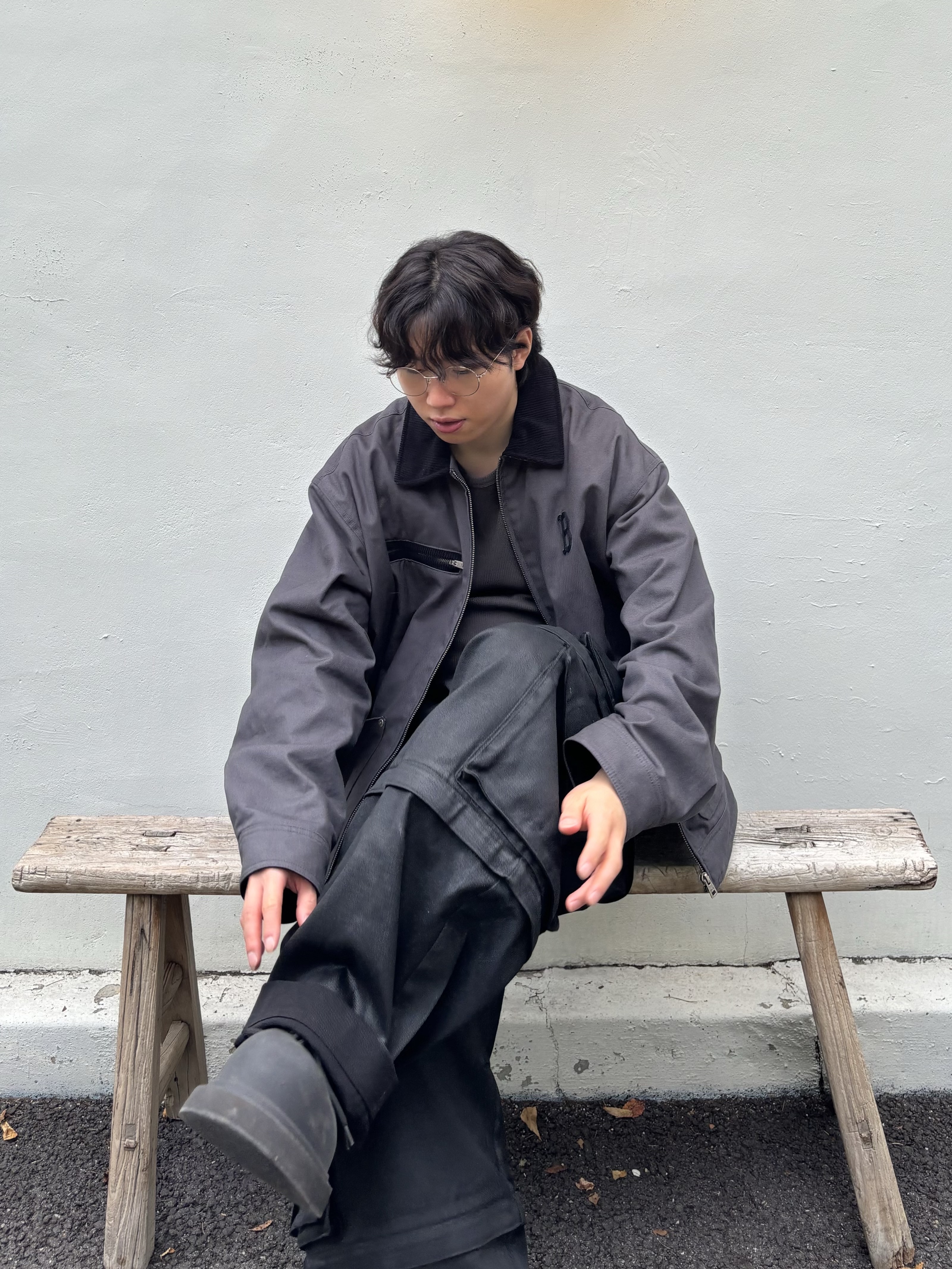 Balenciaga Steroid Derby Black, Project G/R Oversized Convertible Cargo Pants Coated Black 착용 스타일 - 2