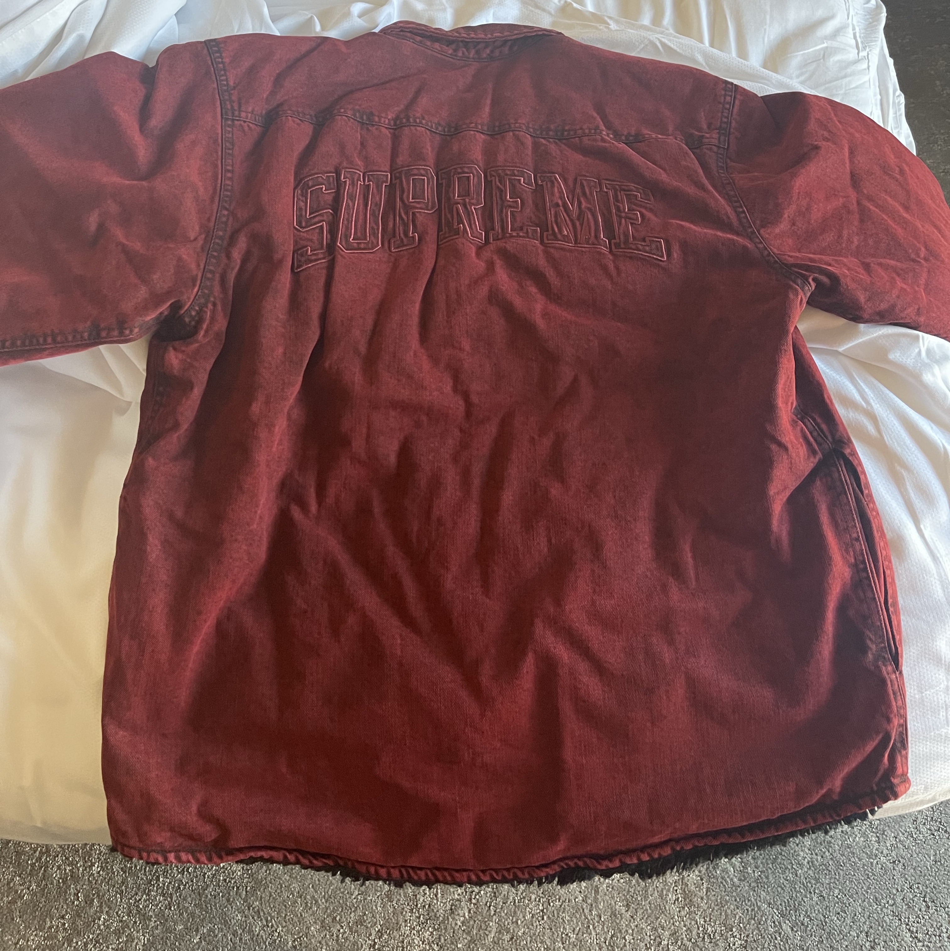 Supreme Faux Shearling Lined Work Shirt Red Denim - 24FW 착용 스타일 - 1