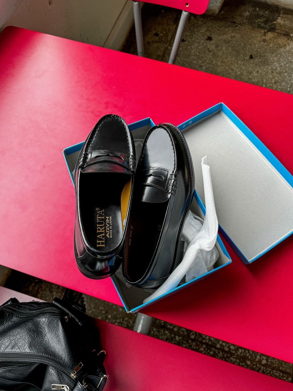 Haruta HS-6550 Penny Loafer Black 착용 스타일 - 6
