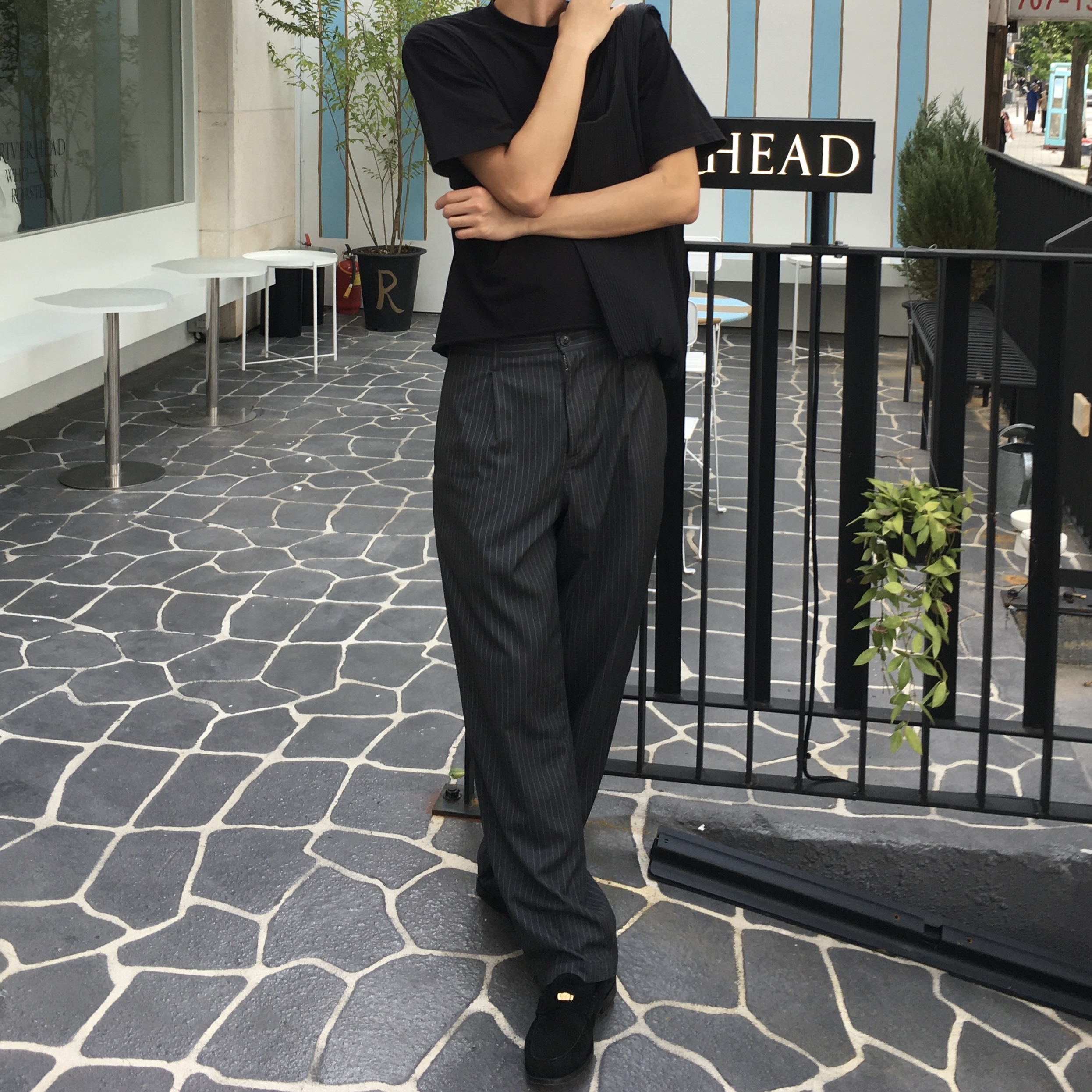 Stussy Striped Volume Pleated Trousers Grey 착용 스타일