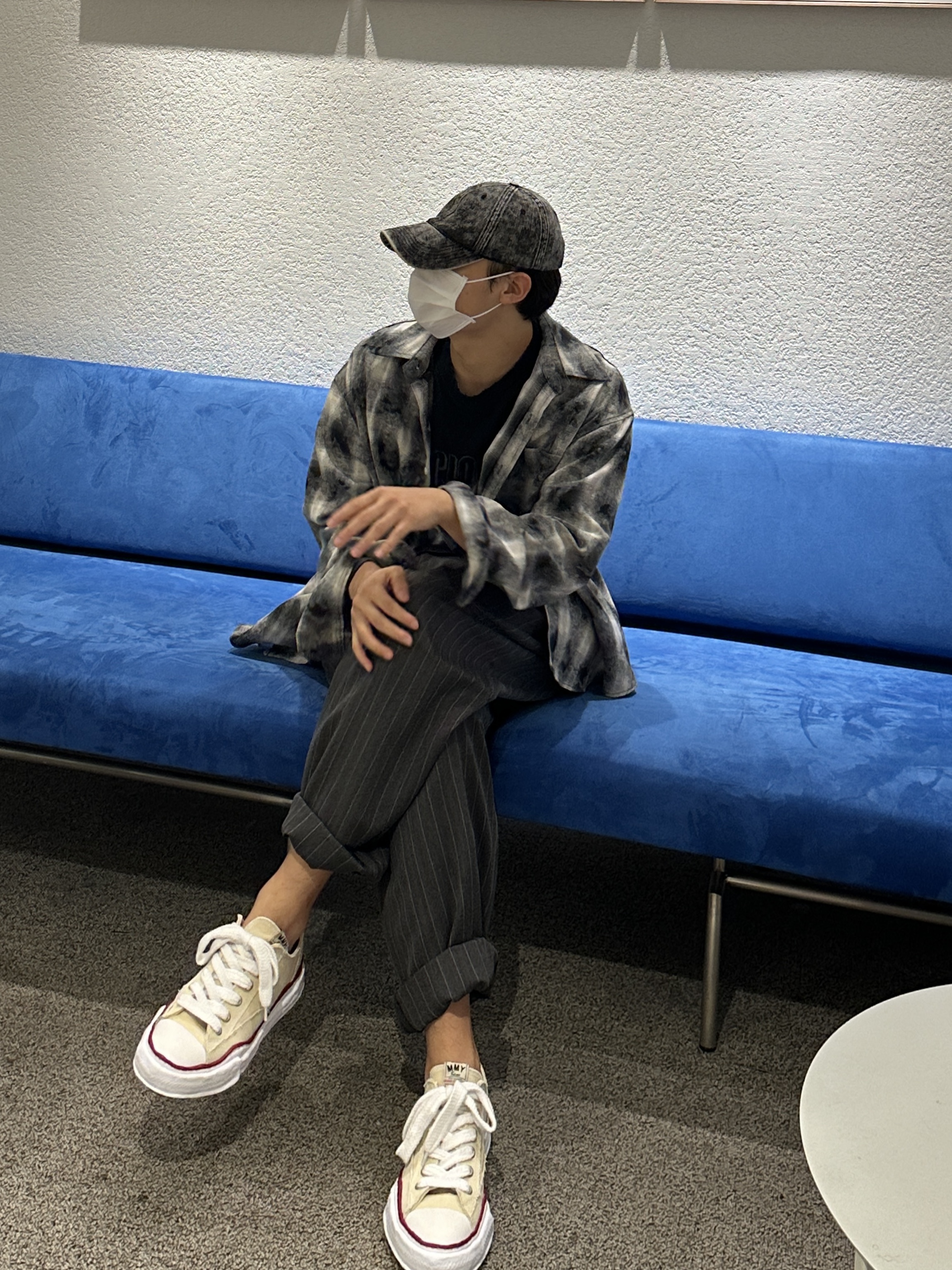 Maison Mihara Yasuhiro Peterson OG Sole Canvas Low-top Sneakers Natural, Permanent Archive Bleached Check Shirt Black & White 착용 스타일