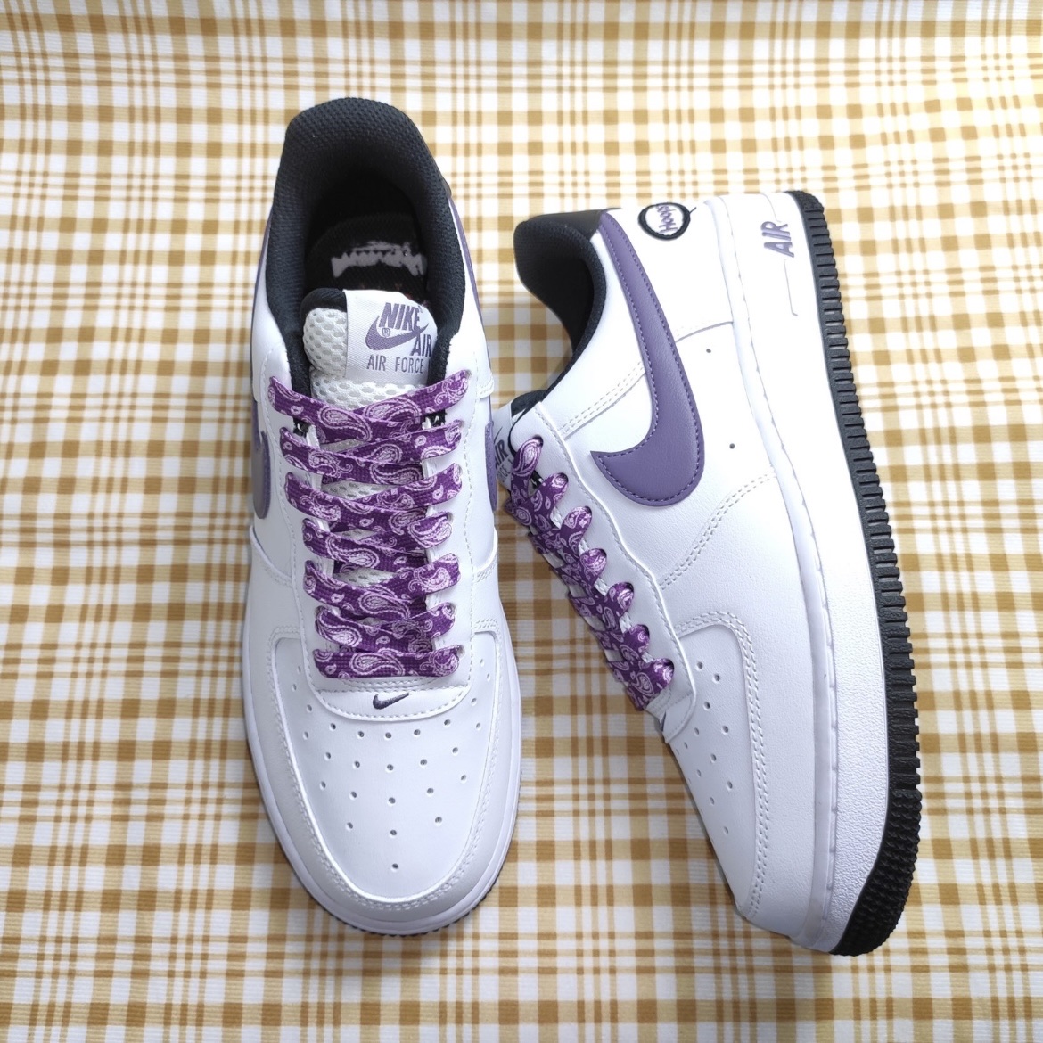 Nike Air Force 1 '07 White Black 착용 스타일 - 3