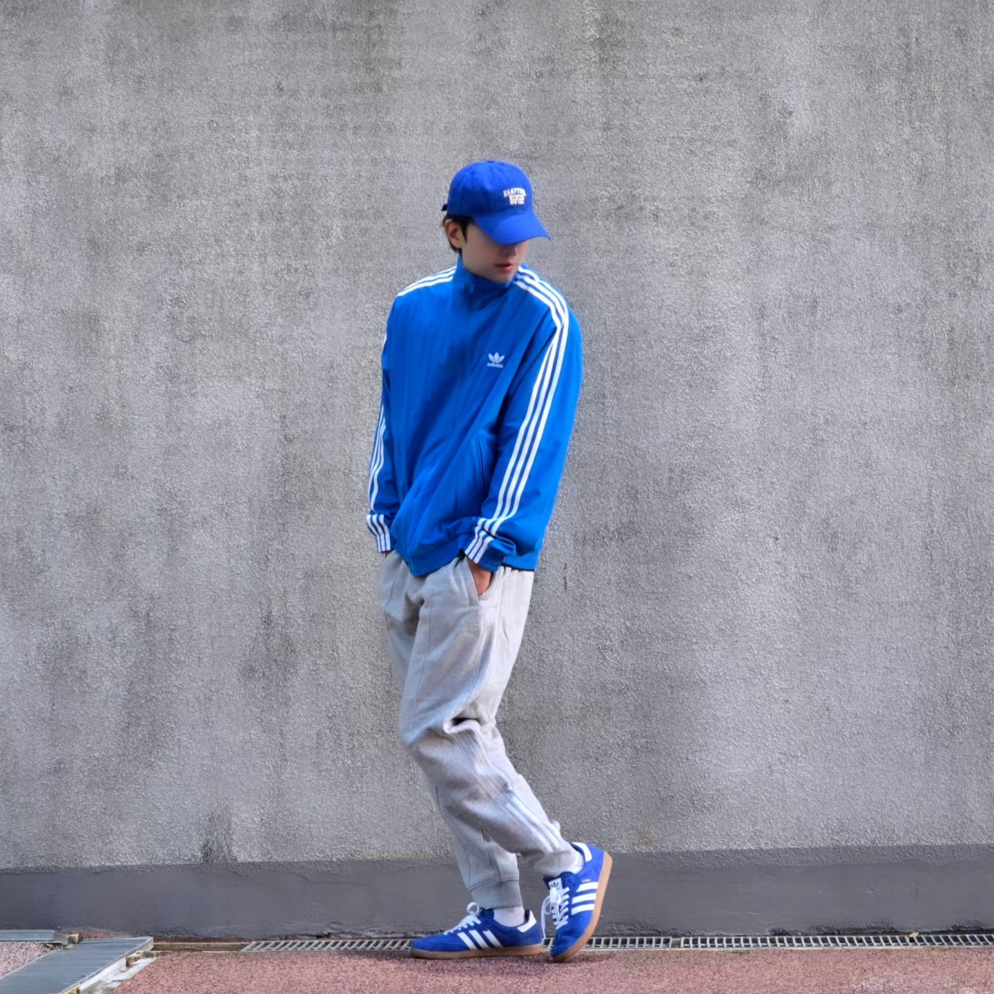 Adidas Adicolor Woven Firebird Track Top Blue Bird  - KR Sizing, Adidas Adicolor Woven Firebird Track Top Blue Bird  - US Sizing 착용 스타일 - 4