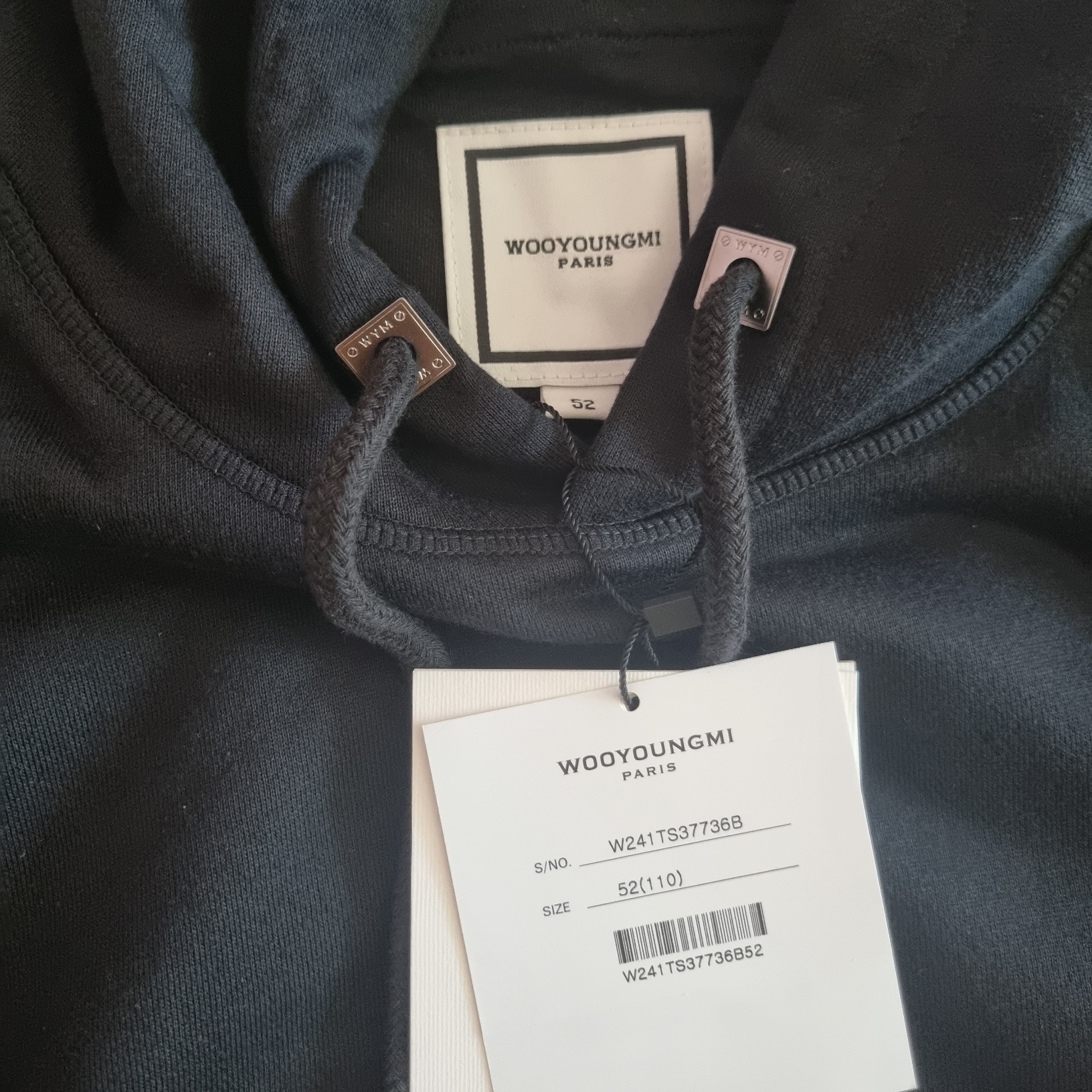 Wooyoungmi Cotton Back Logo Hooded Sweatshirt Black - 24SS 착용 스타일 - 3