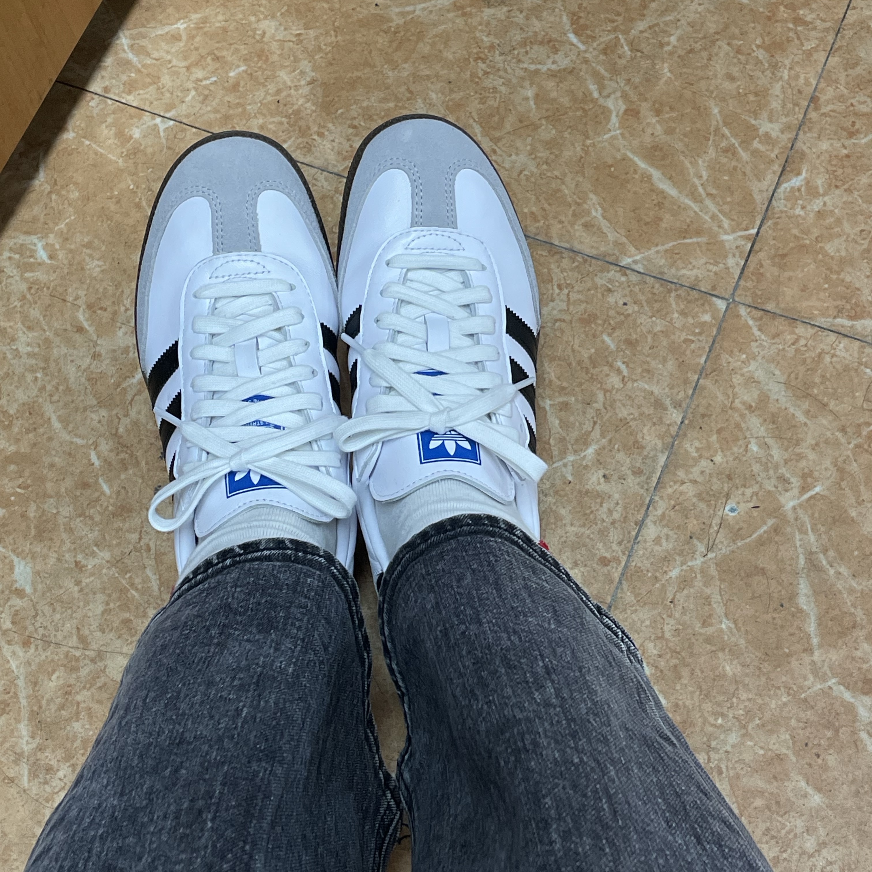 Adidas Samba OG Cloud White 착용 스타일