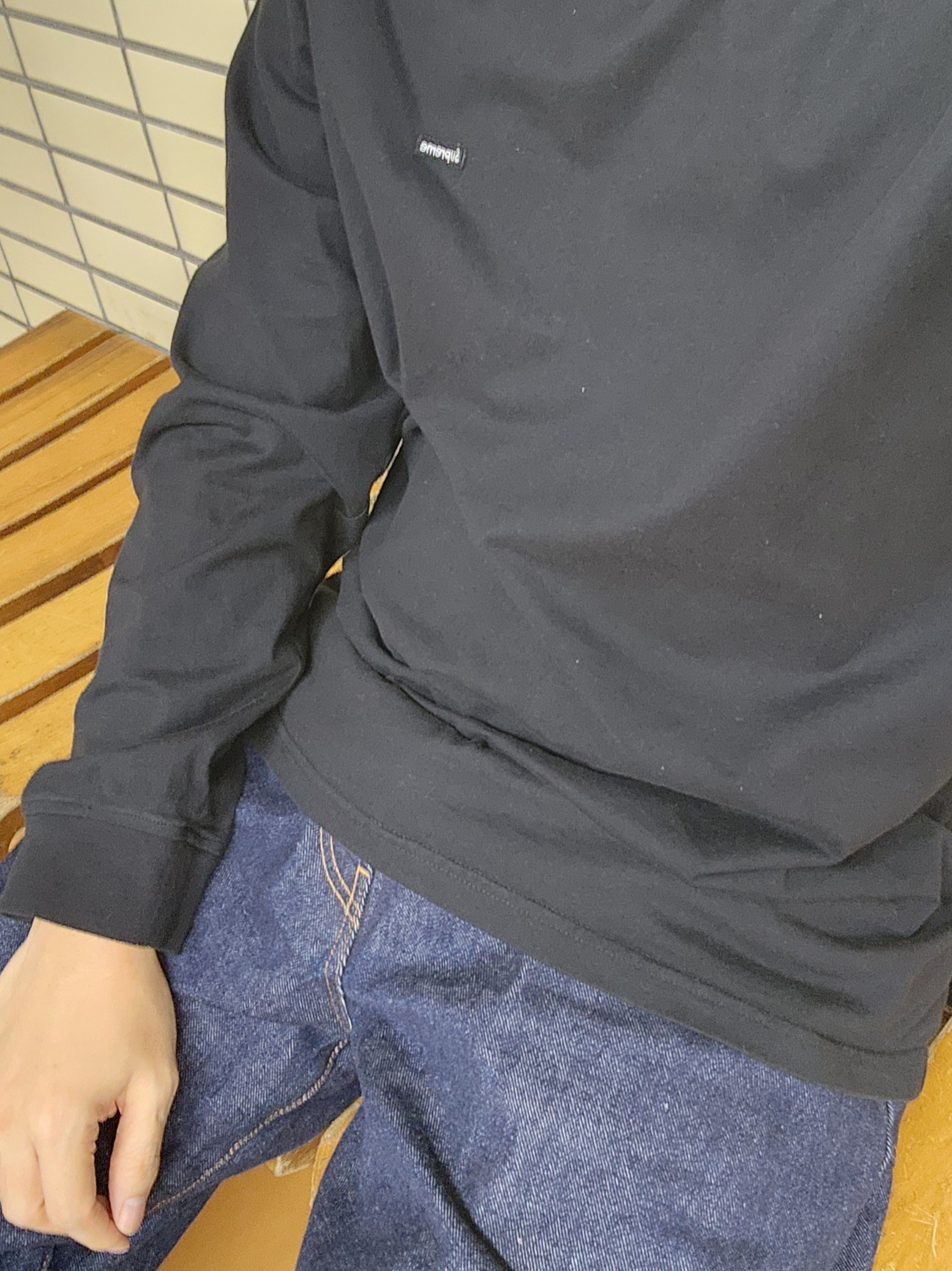 Supreme Rigid Baggy Selvedge Jean Rigid Indigo - 24FW, Supreme Small Box L/S T-Shirt Black 착용 스타일