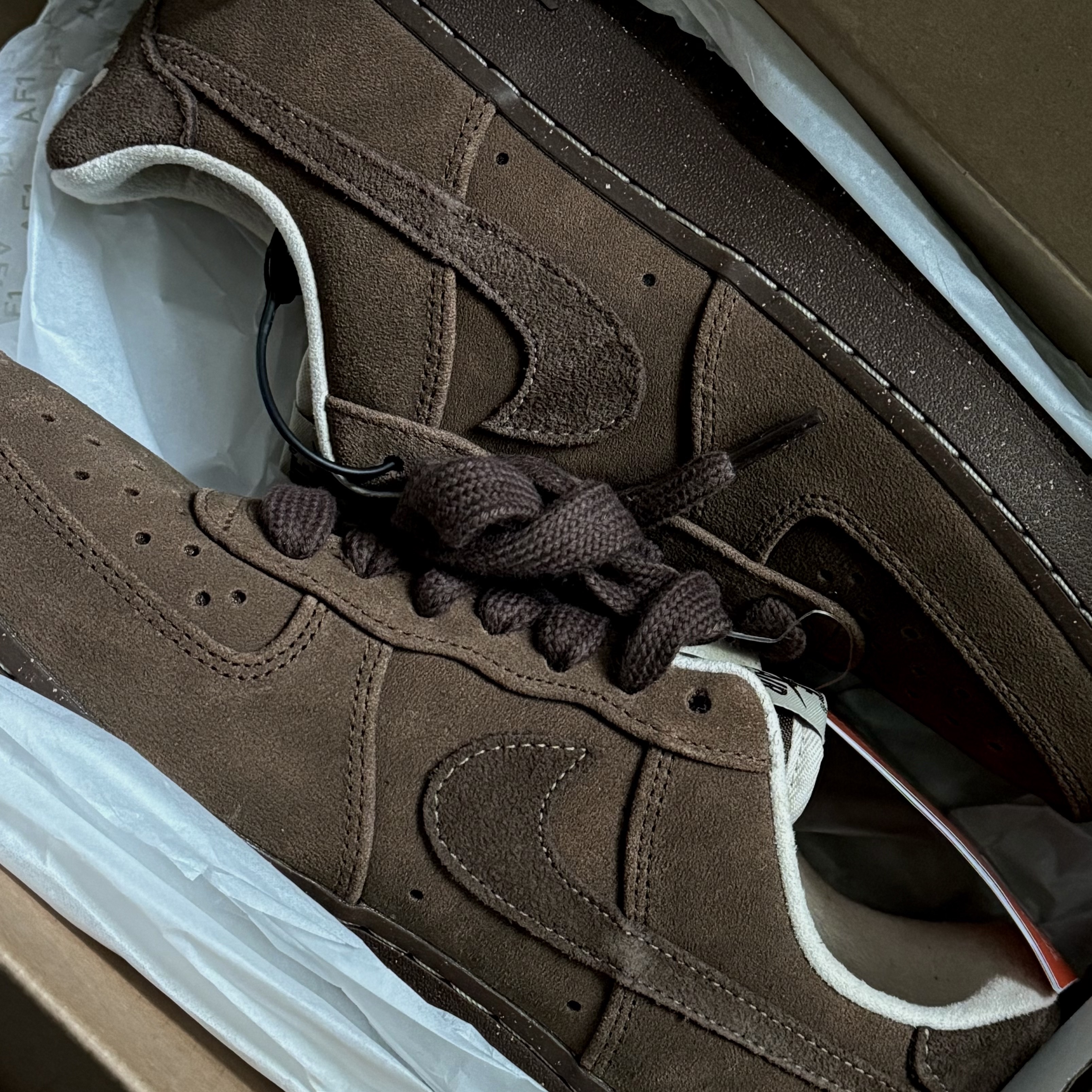 (W) Nike Air Force 1 '07 Cacao Wow 착용 스타일