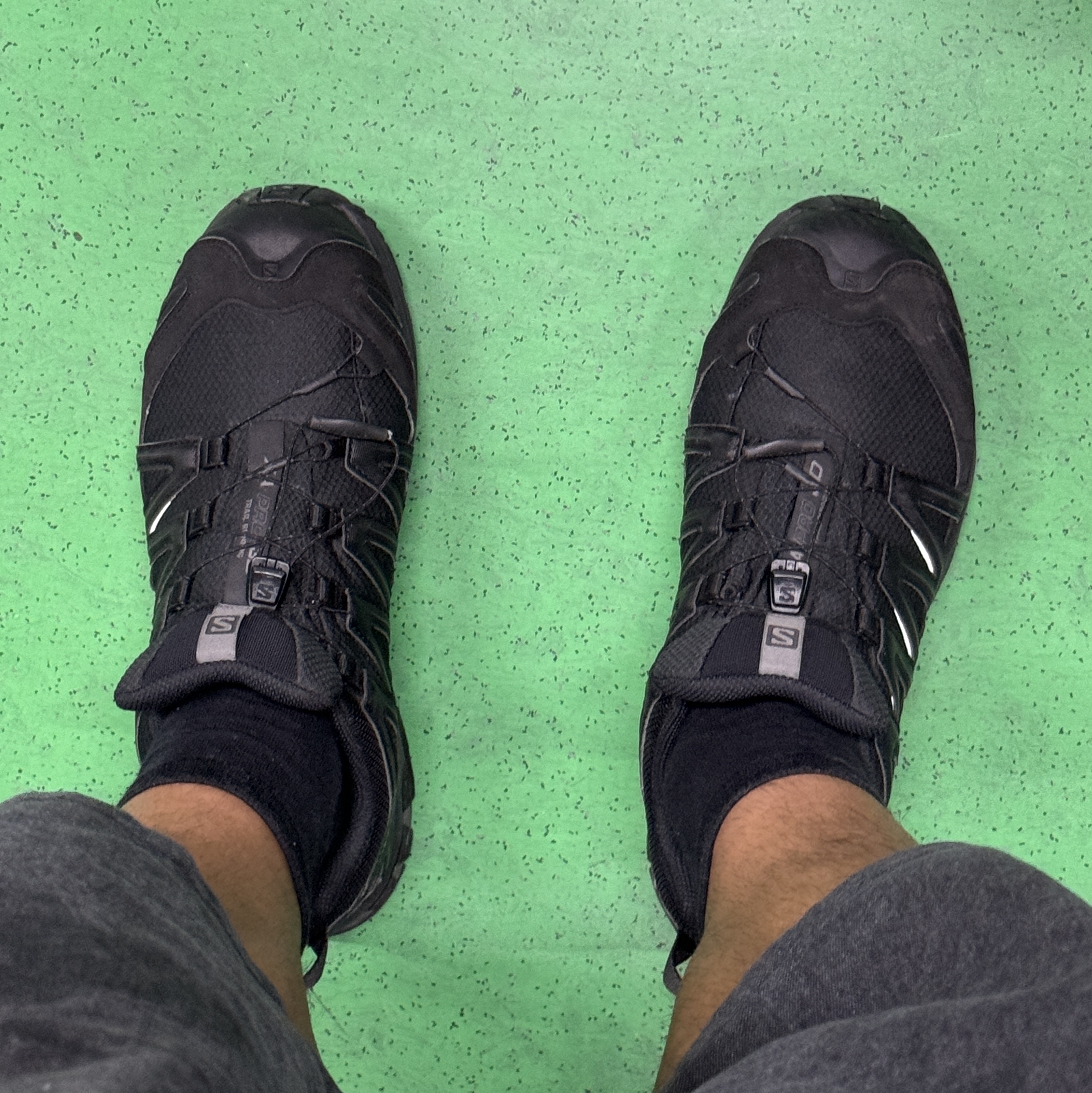 Salomon XA Pro 3D Black Magnet 착용 스타일
