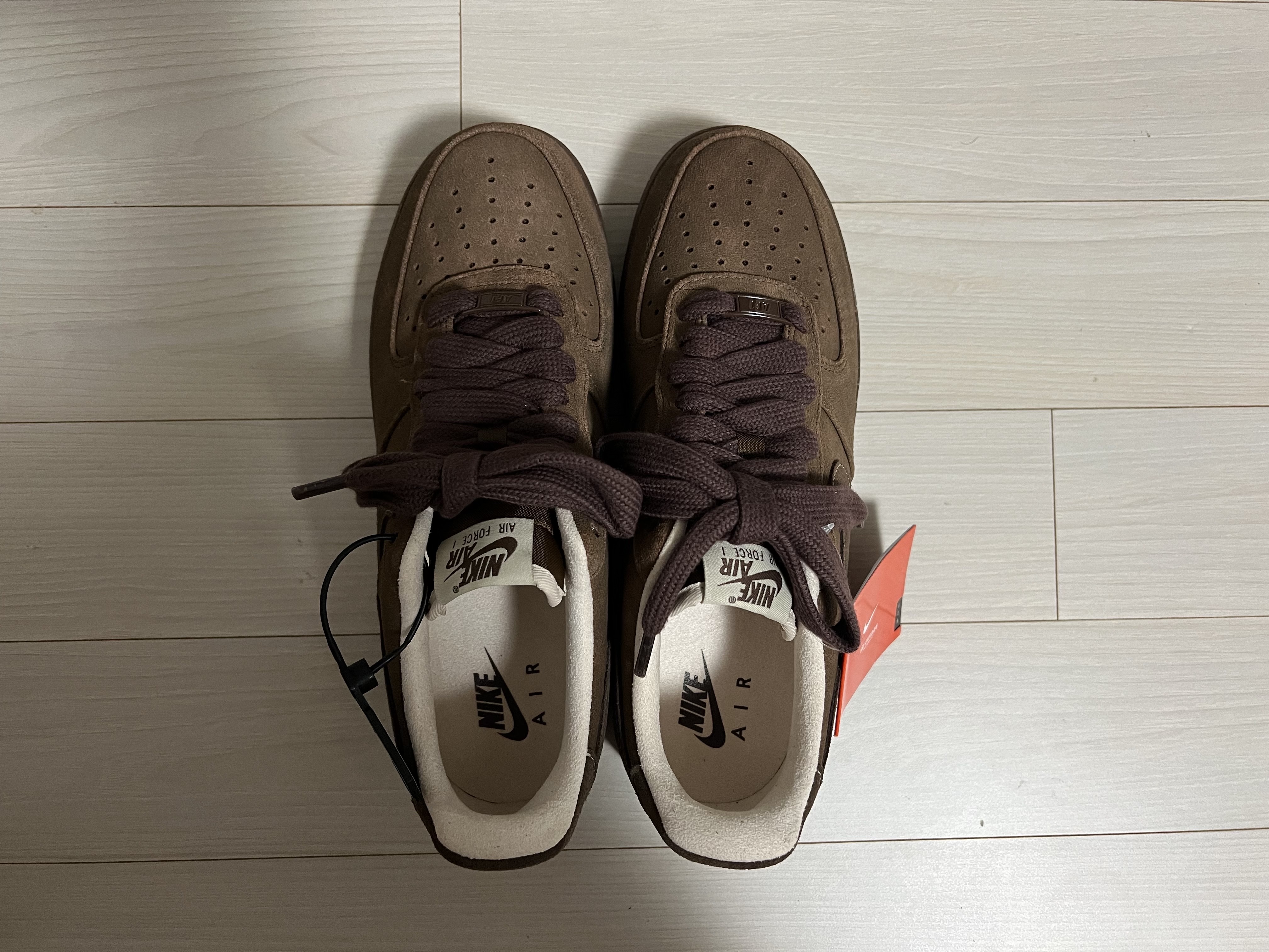 (W) Nike Air Force 1 '07 Cacao Wow 착용 스타일 - 1