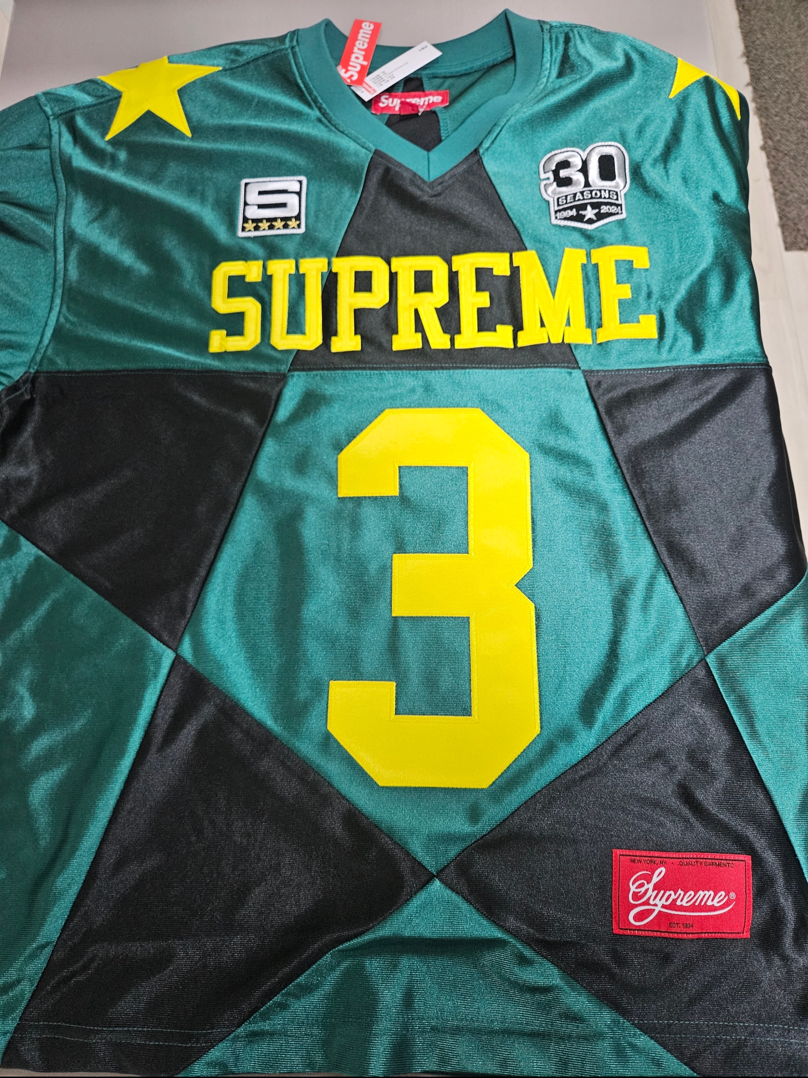 Supreme Star Football Jersey Dark Green - 24FW 착용 스타일 - 6