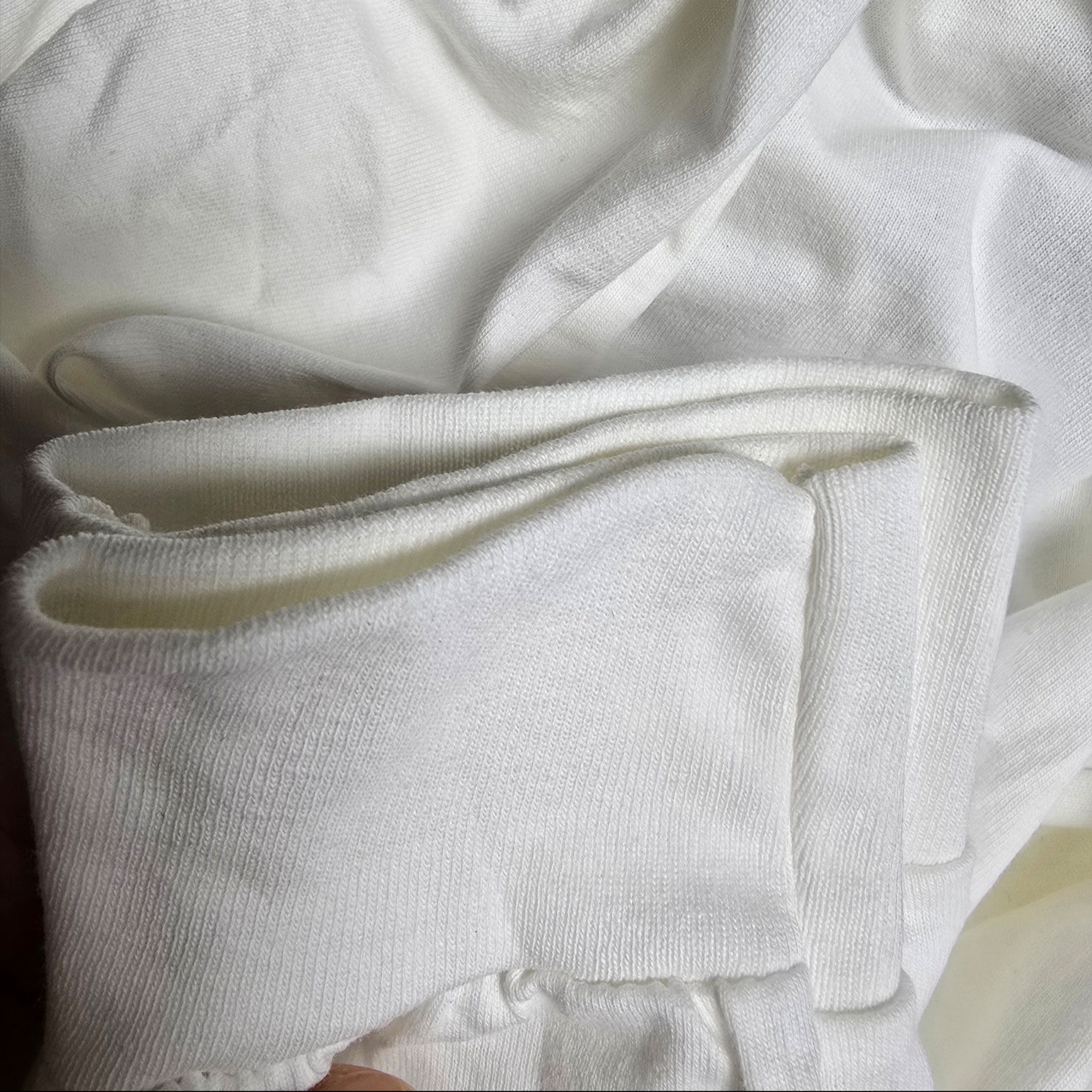 Stussy Basic Stussy LS T-Shirt White 착용 스타일