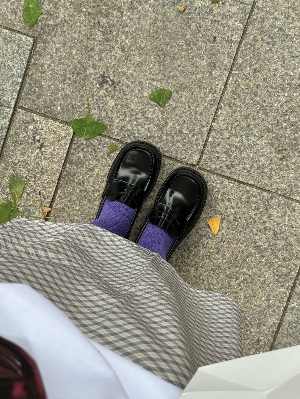 Haruta HS-4900 Oiko Loafer Black 착용 스타일 - 5