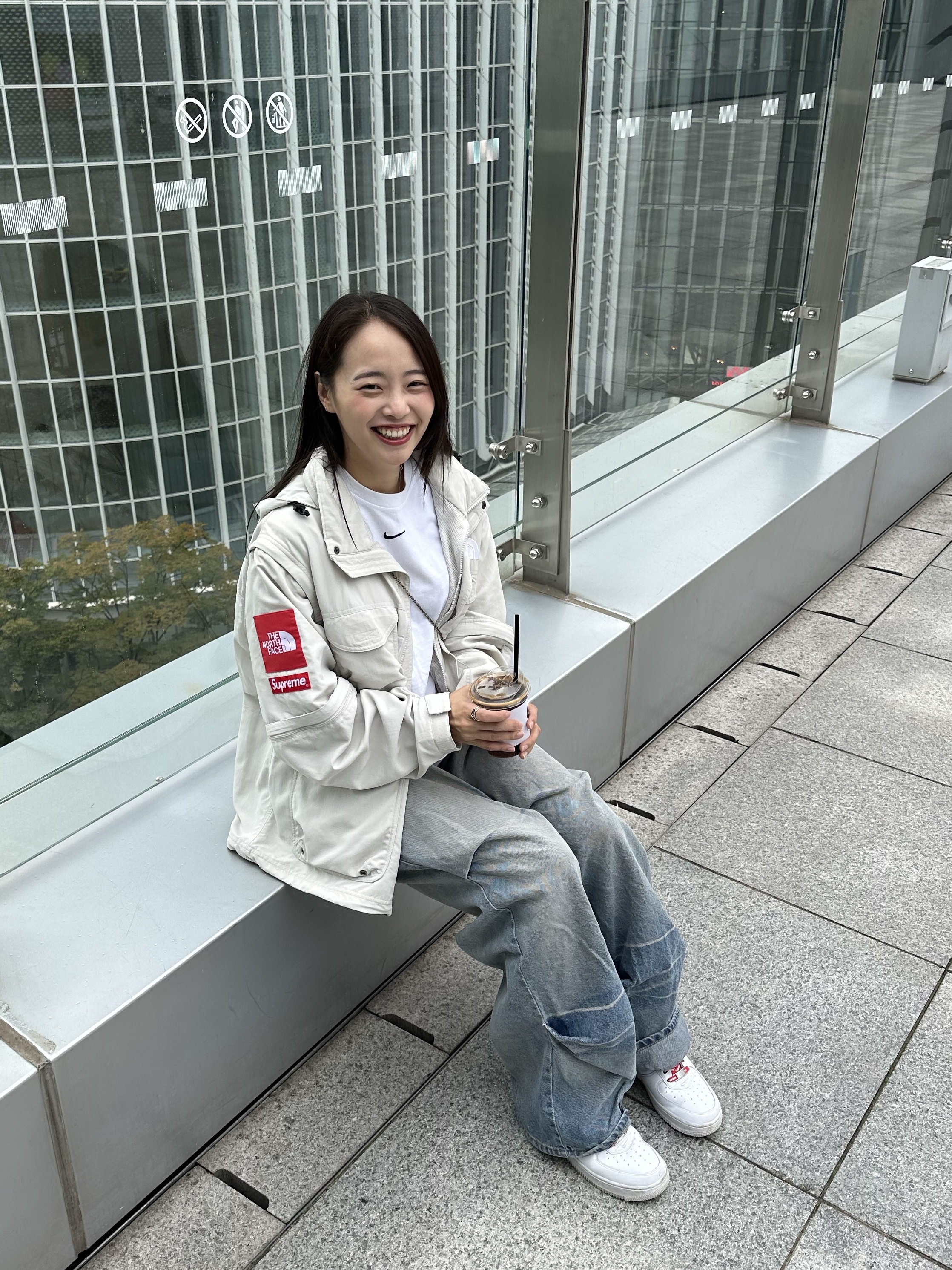 Nike x Supreme Air Force 1 Low White, Supreme x The North Face Trekking Convertible Jacket Stone - 22SS 착용 스타일 - 2